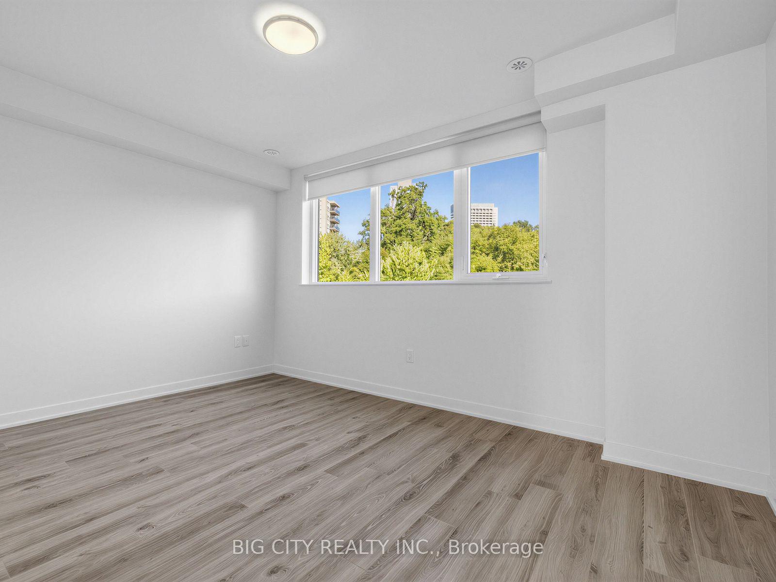 Photo 13 of 123 Parkway Forest Drive, Unit Th05