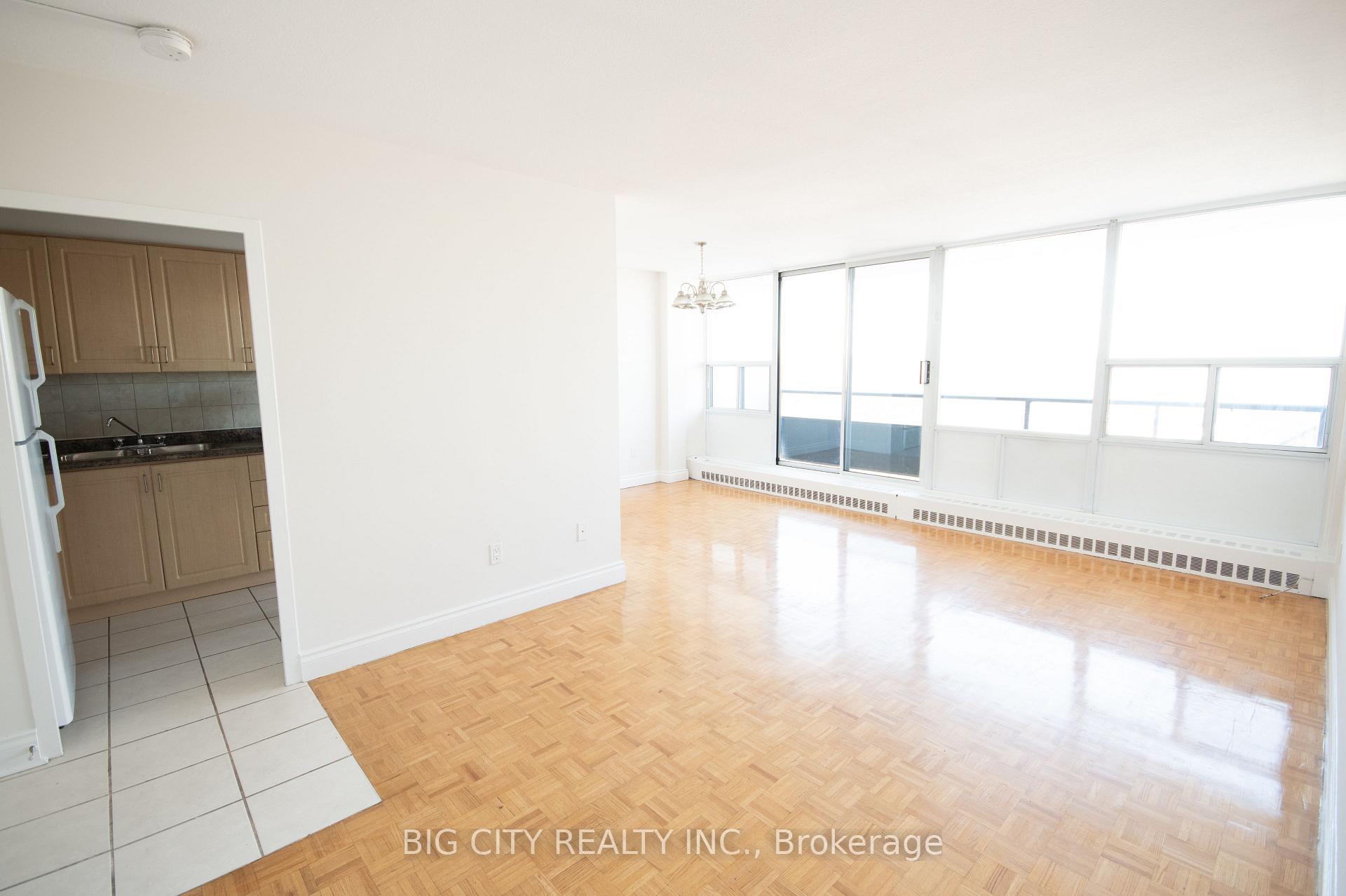 Photo 2 of 70 Cambridge Avenue, Unit 3