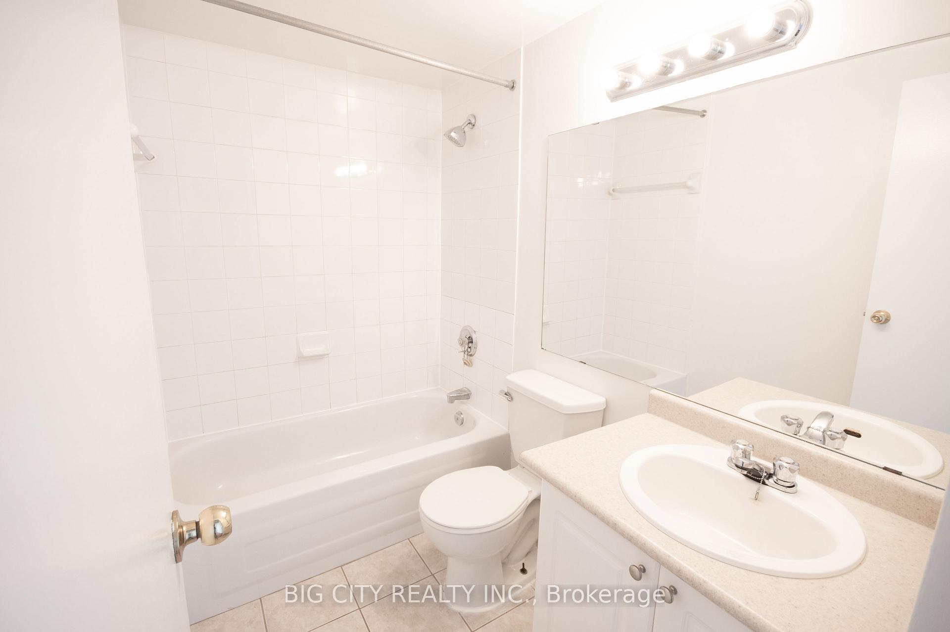 Photo 5 of 70 Cambridge Avenue, Unit 3