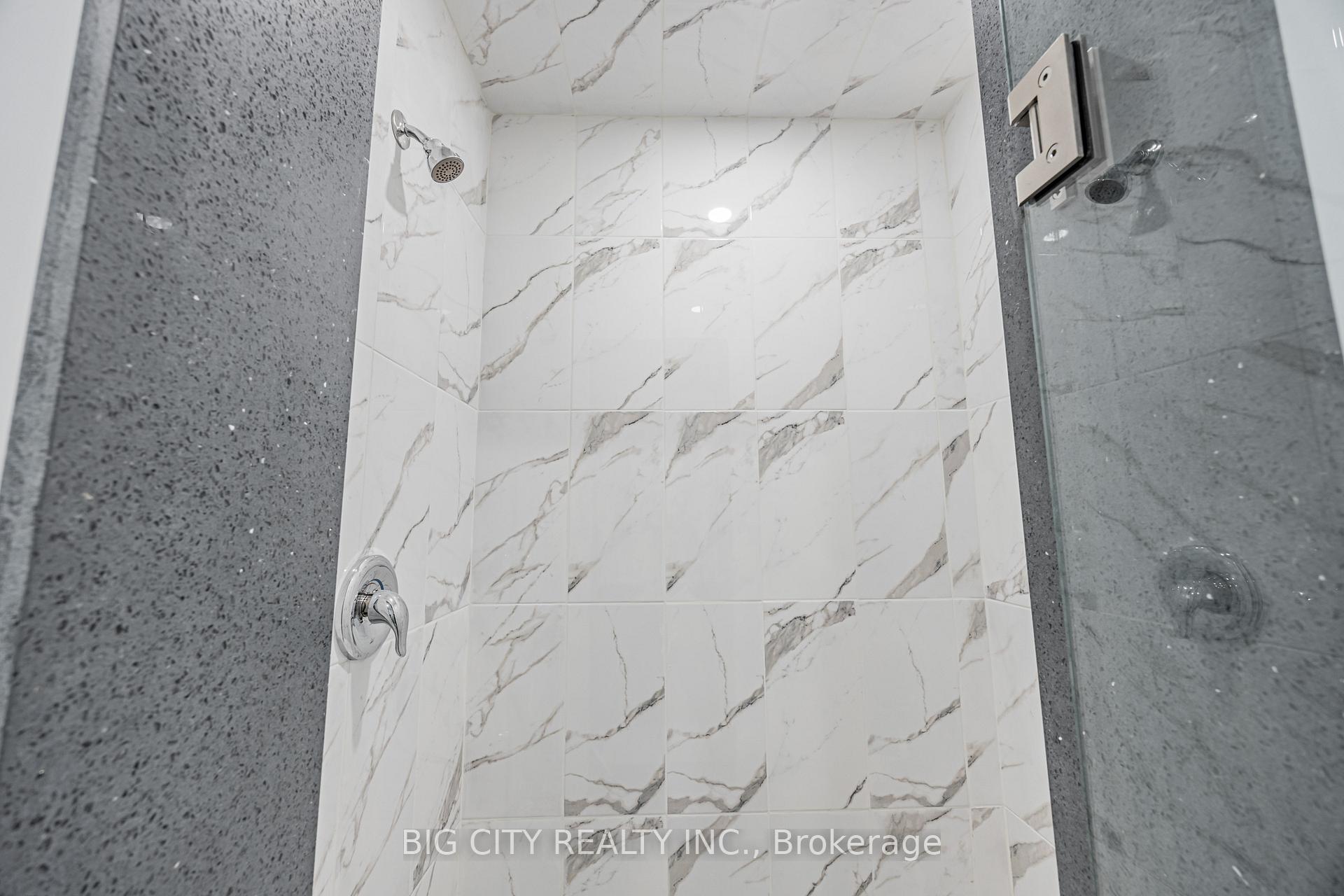 Photo 12 of 39 Aragon Avenue, Unit A