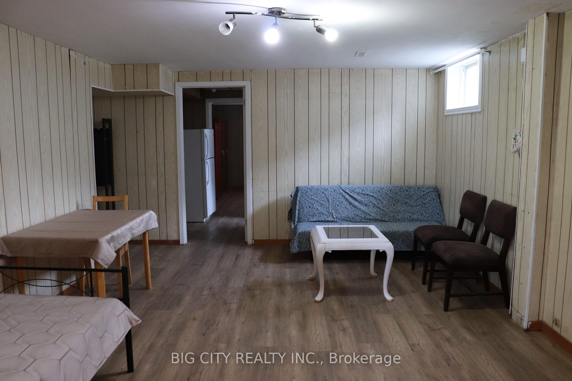 Photo 2 of 72 Hepscott Terrace, Unit Lower