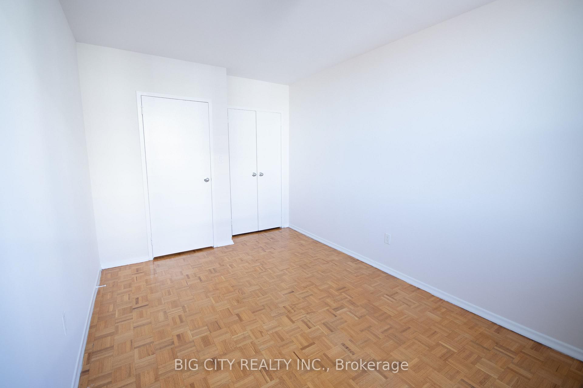 Photo 5 of 50 Cambridge Avenue, Unit 6