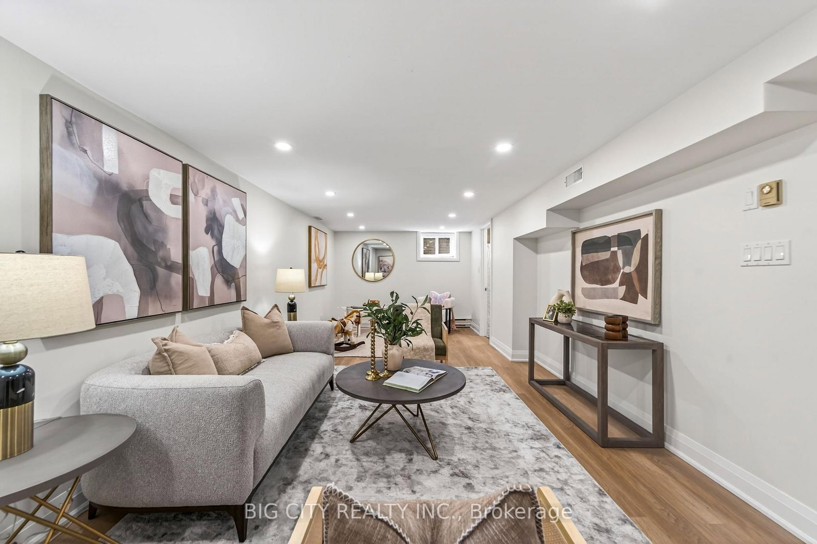Photo 26 of 26 Carondale Crescent
