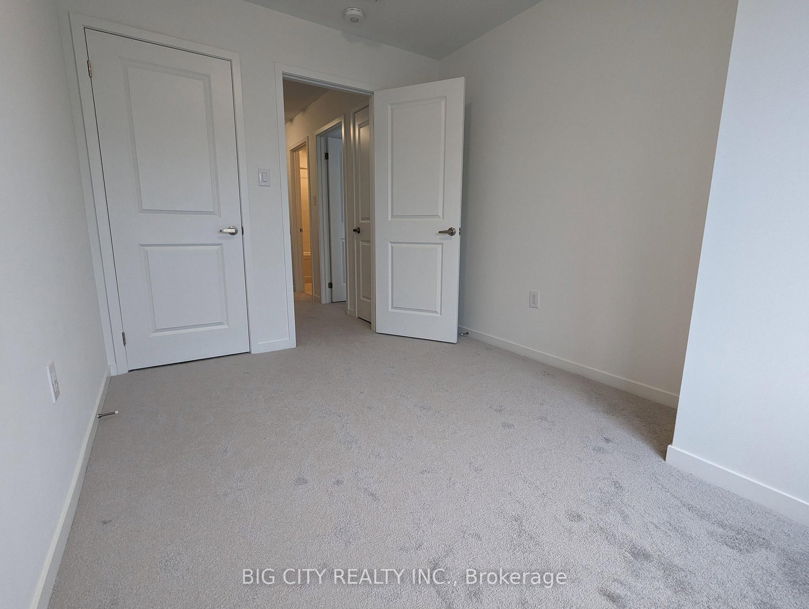 Photo 2 of 782 Heathrow Path, Unit 95