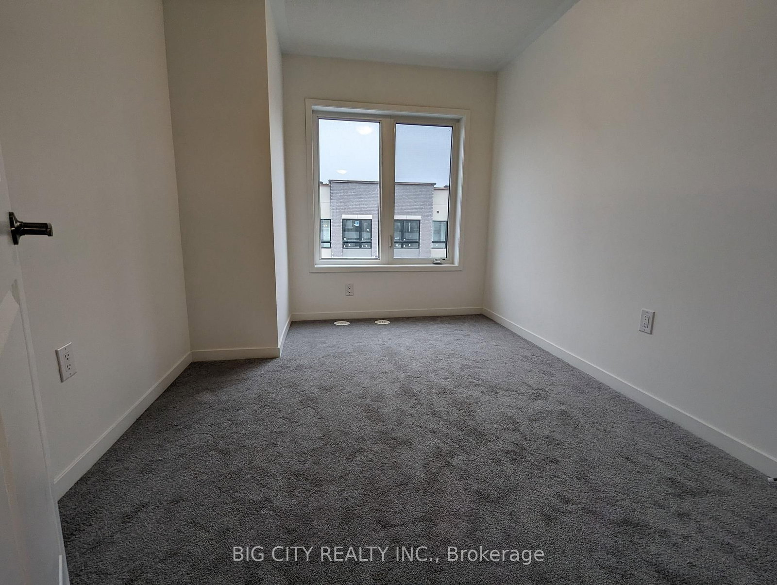 Photo 3 of 782 Heathrow Path, Unit 95