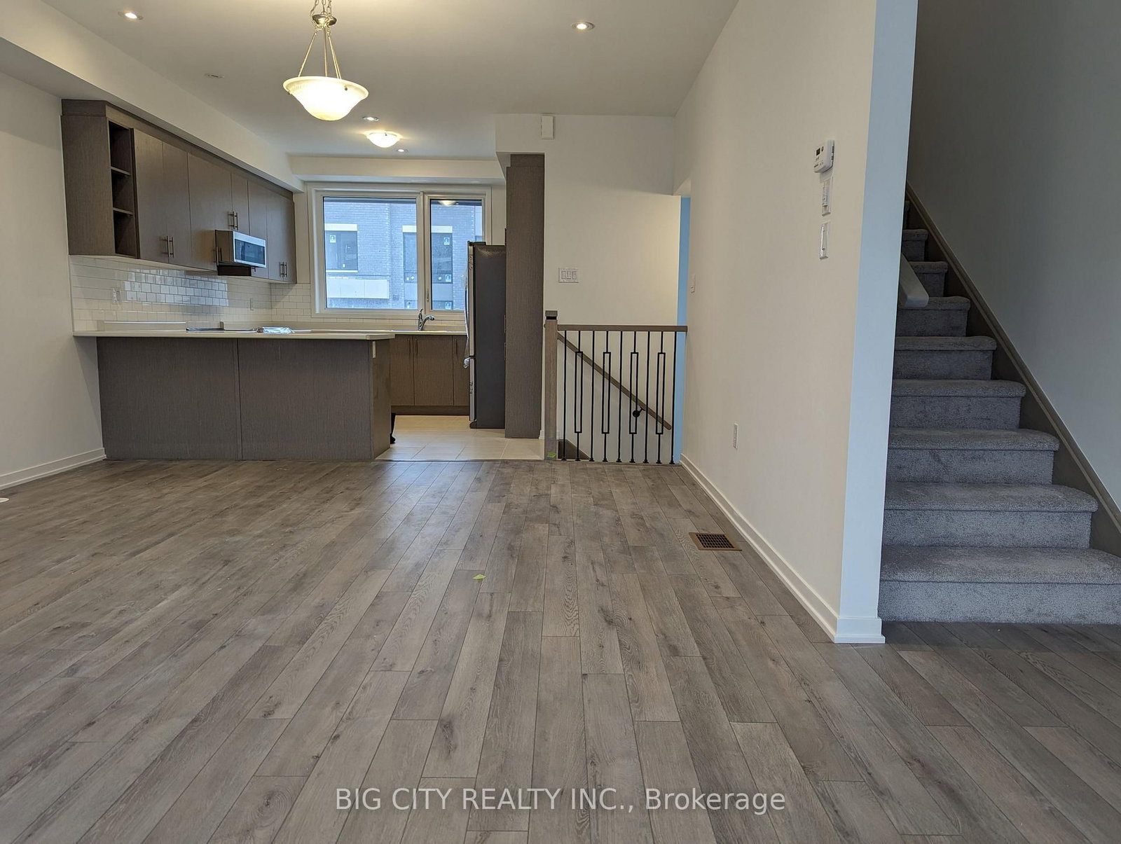 Photo 11 of 782 Heathrow Path, Unit 95