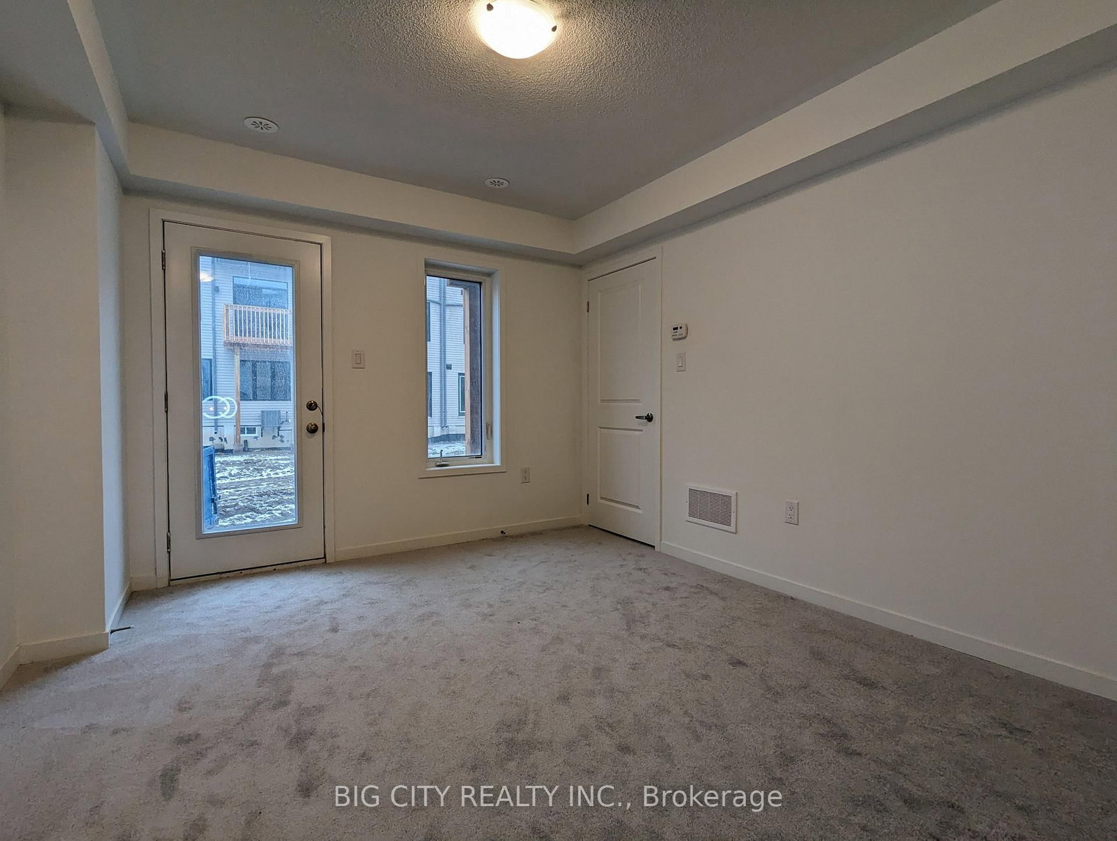 Photo 16 of 782 Heathrow Path, Unit 95