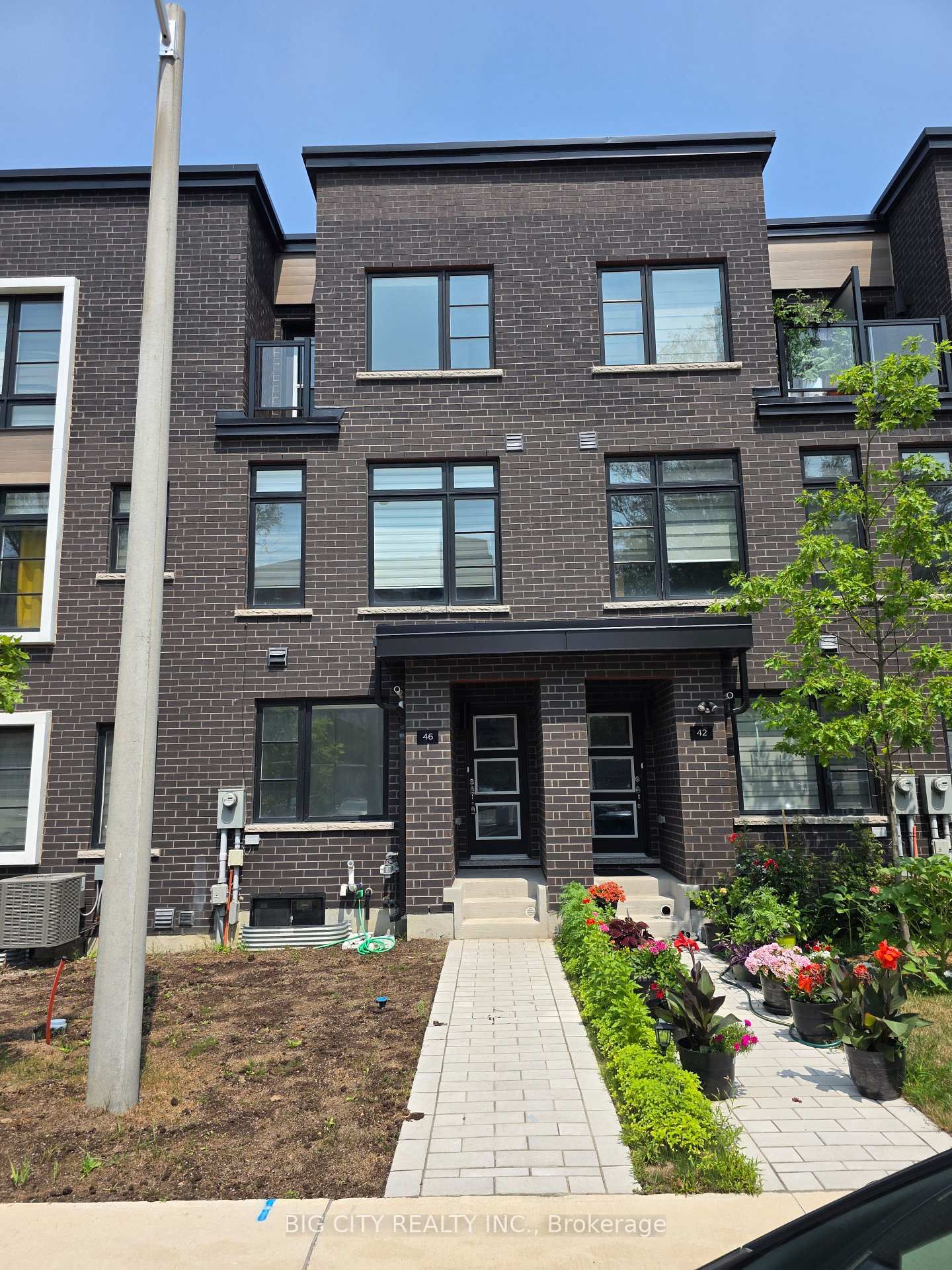 Photo 1 of 46 Akil Thomas Gardens S