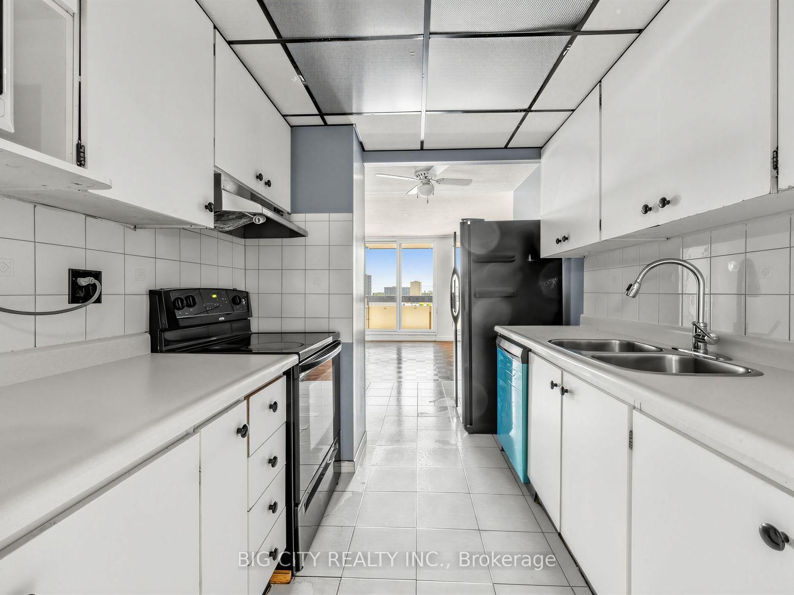 Photo 3 of 65 Huntingdale Boulevard, Unit 1006
