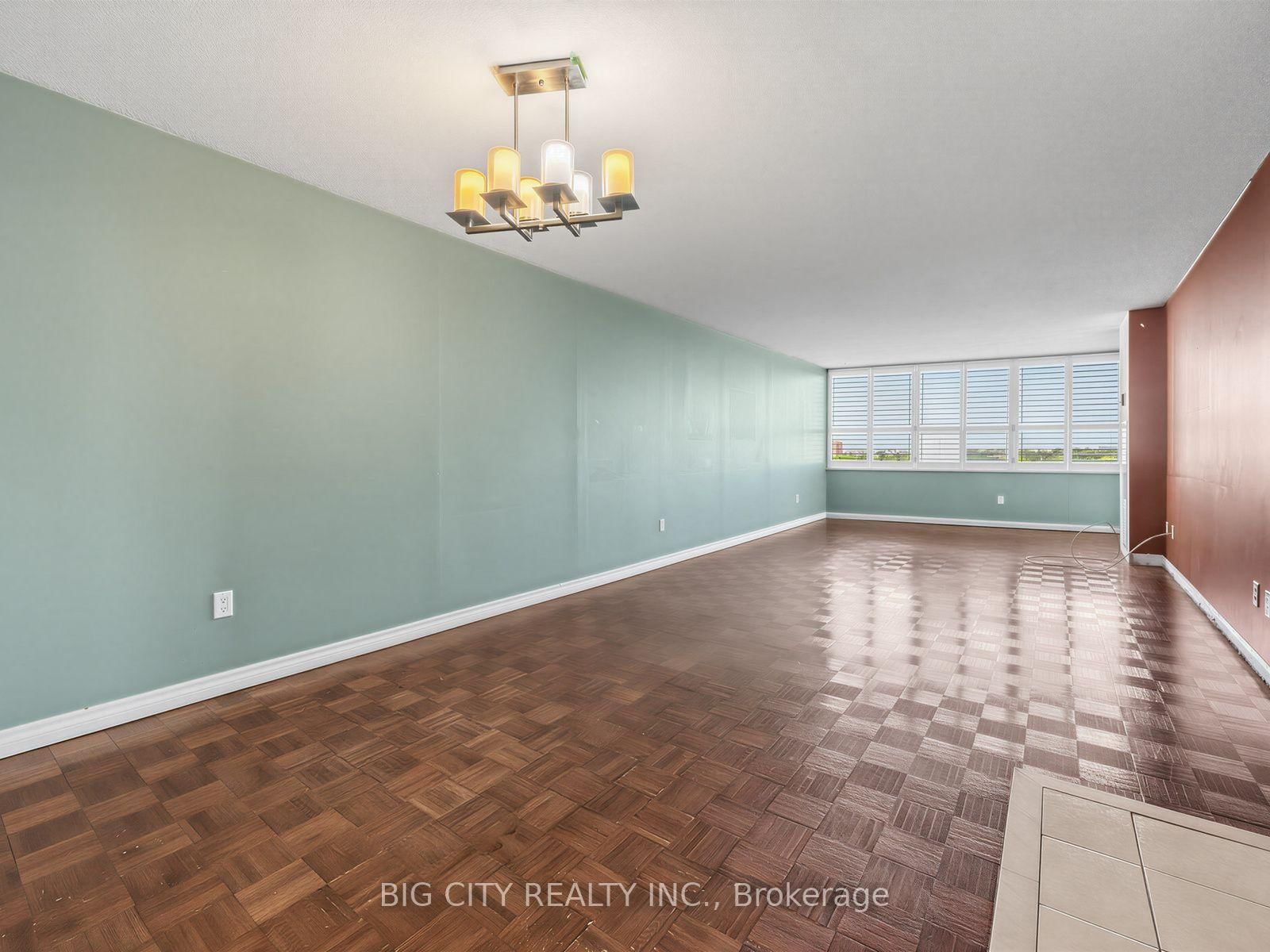 Photo 4 of 65 Huntingdale Boulevard, Unit 1006