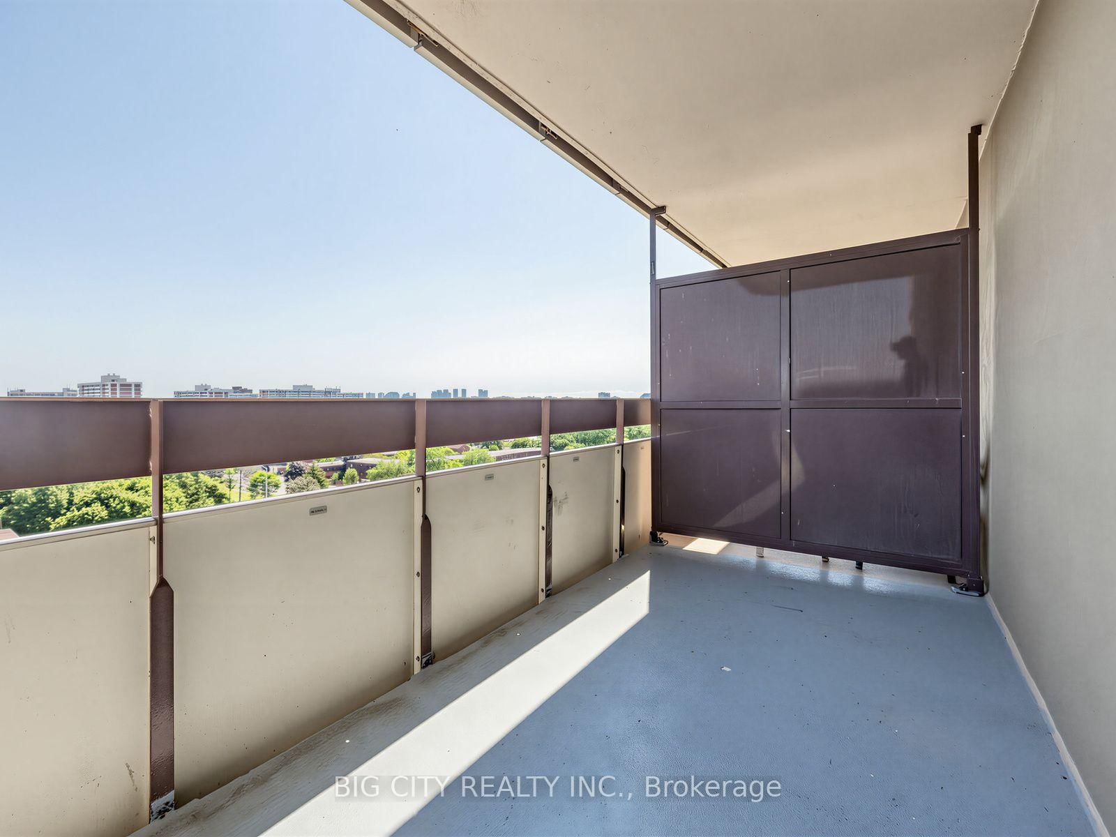 Photo 21 of 65 Huntingdale Boulevard, Unit 1006