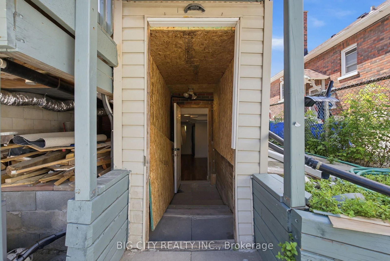 Photo 43 of 261 Clarke Street