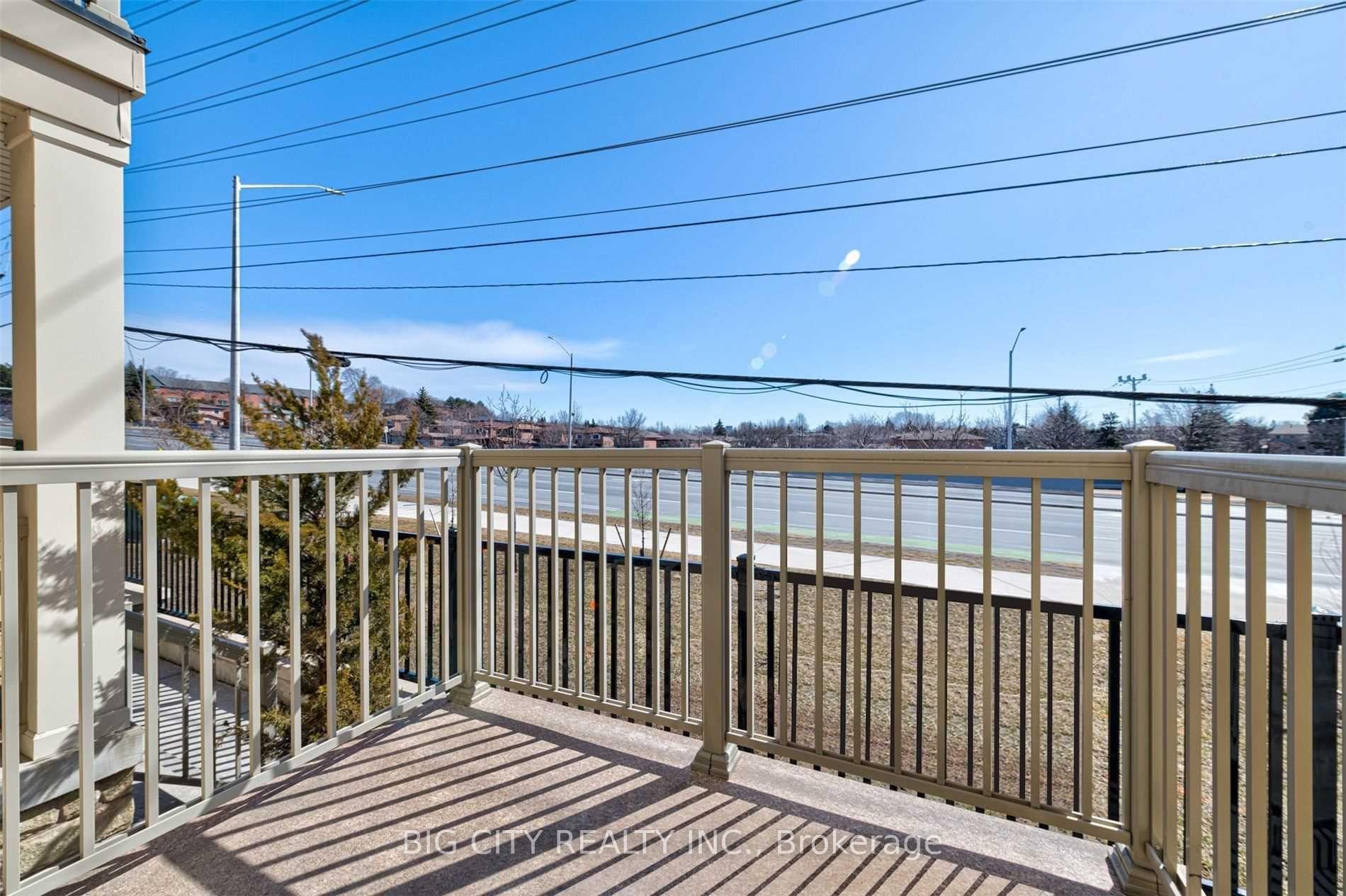 Photo 15 of 182 Kingston Road W