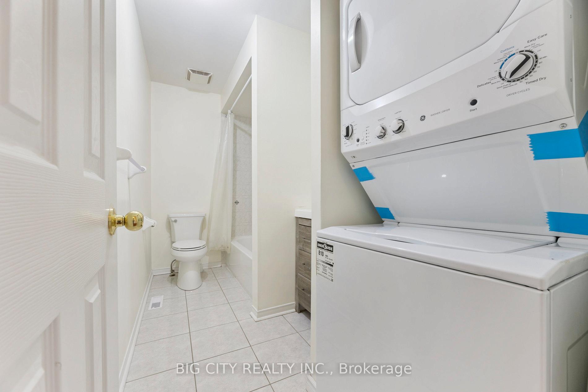 Photo 19 of 23 Angier Crescent, Unit Upper