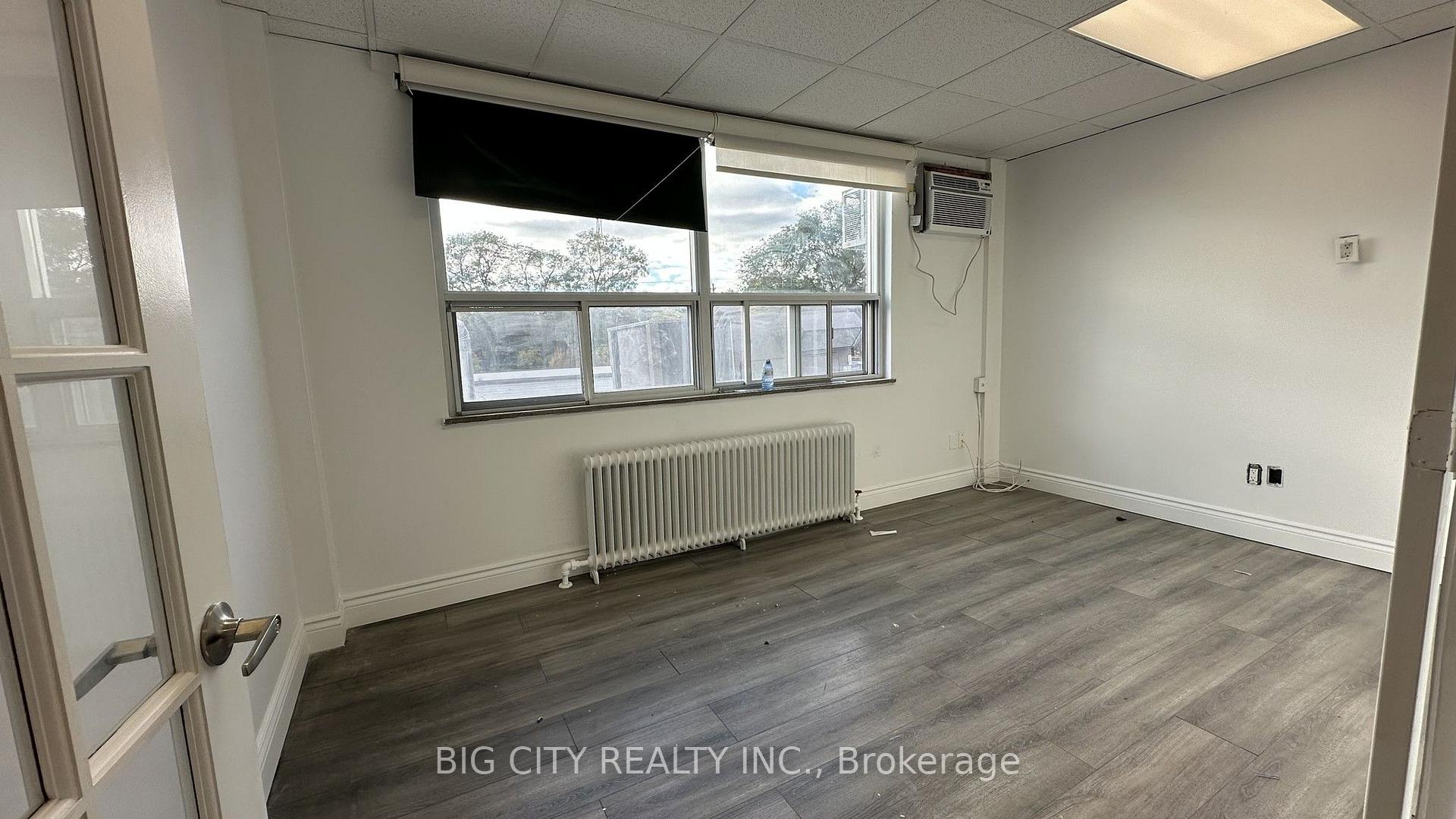 Photo 12 of 2167 Victoria Park Avenue, Unit 202
