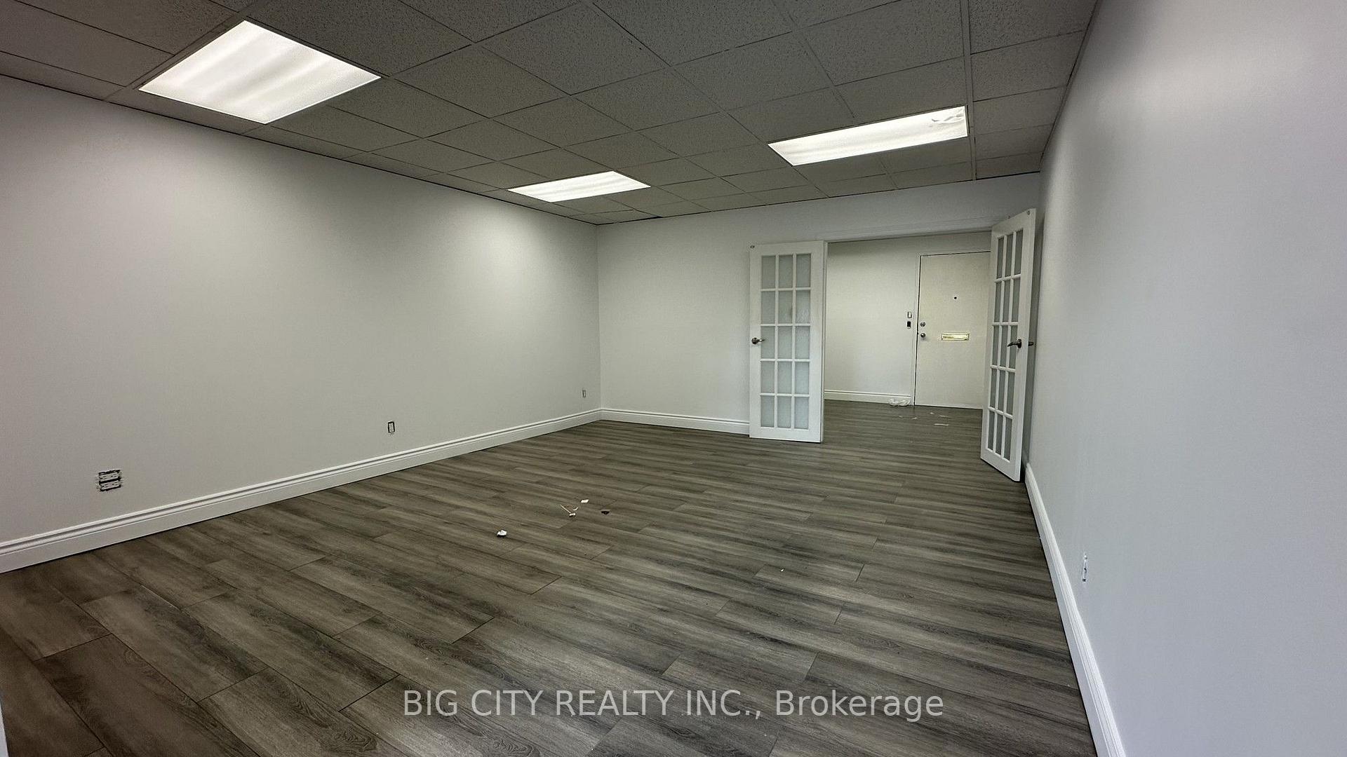 Photo 13 of 2167 Victoria Park Avenue, Unit 202