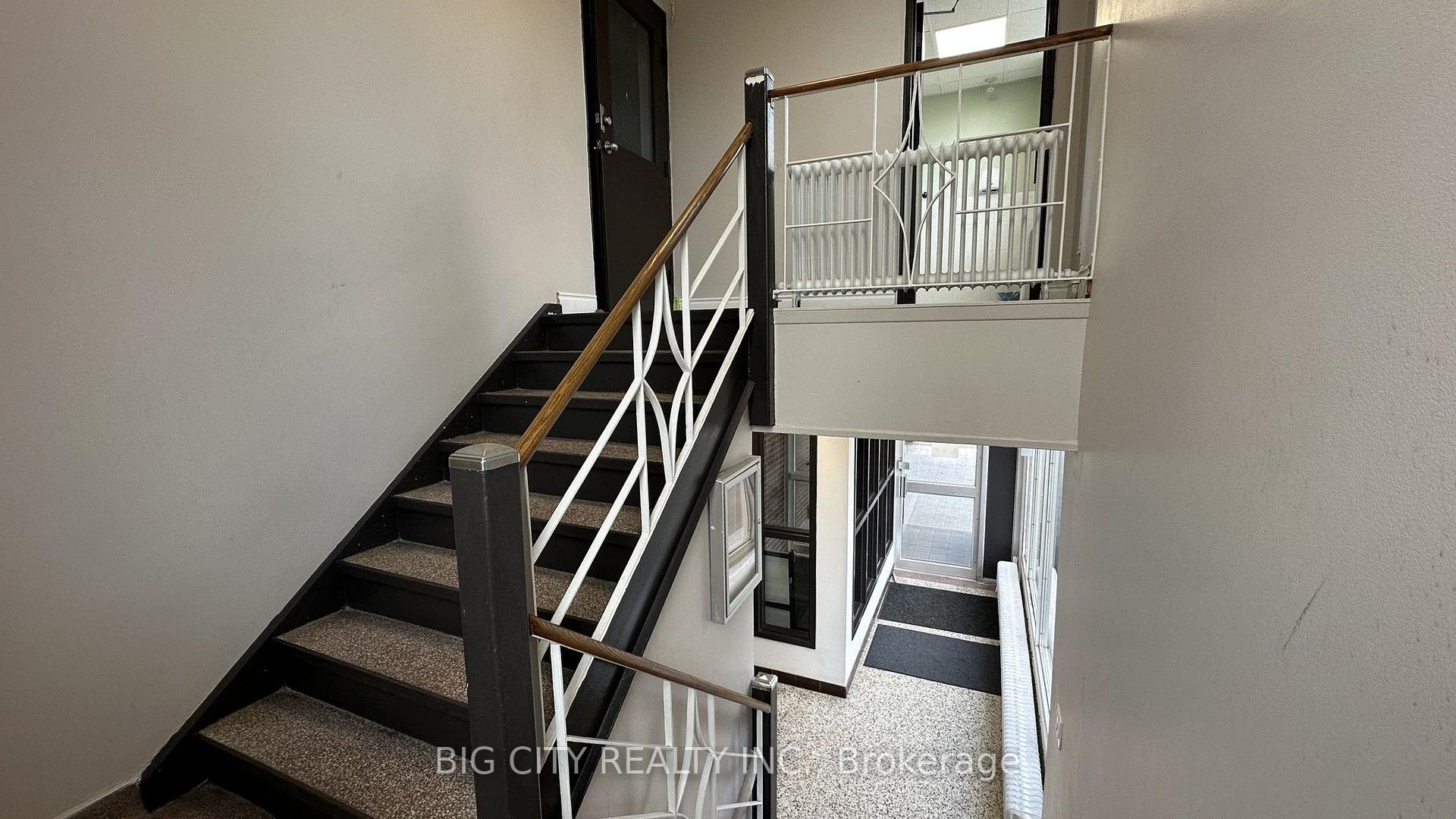 Photo 7 of 2167 Victoria Park Avenue, Unit 204