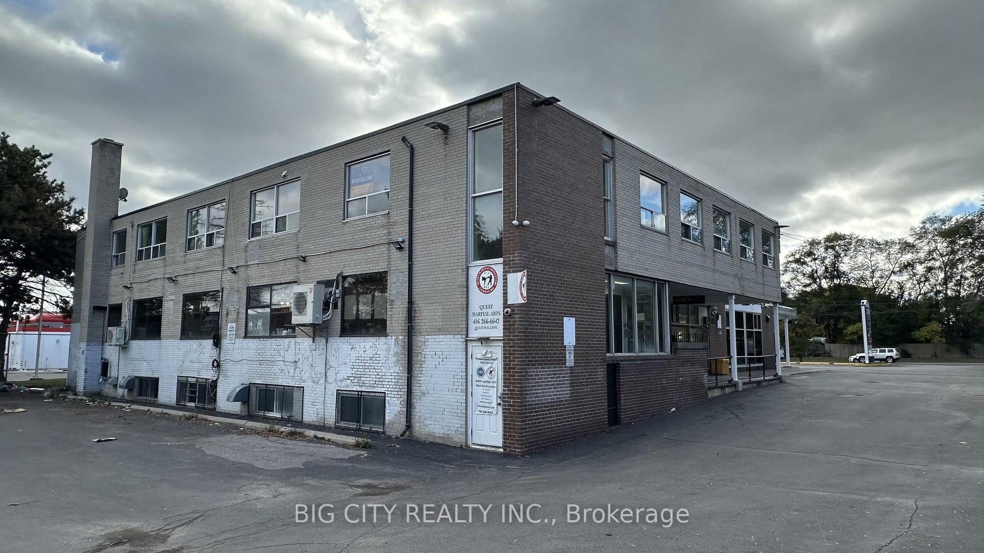 Photo 9 of 2167 Victoria Park Avenue, Unit 206