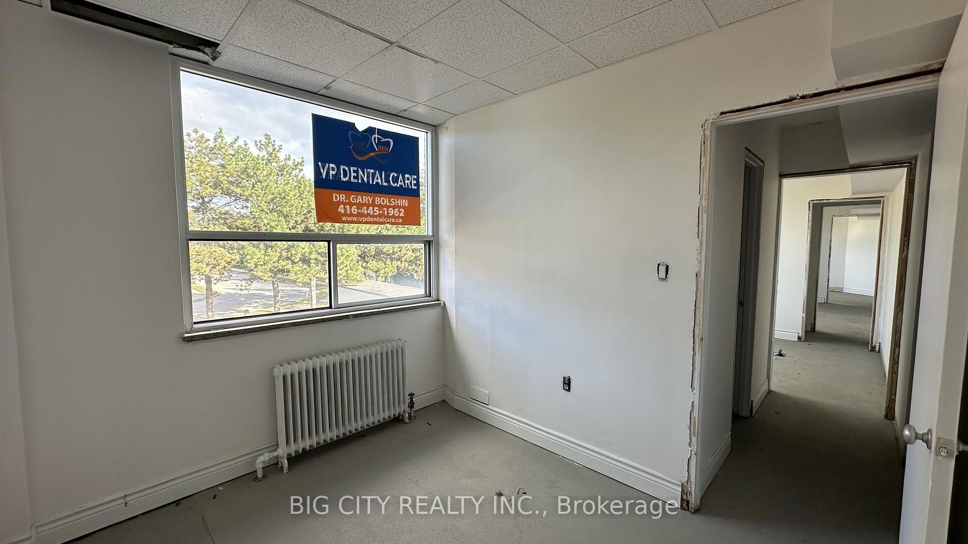 Photo 12 of 2167 Victoria Park Avenue, Unit 206