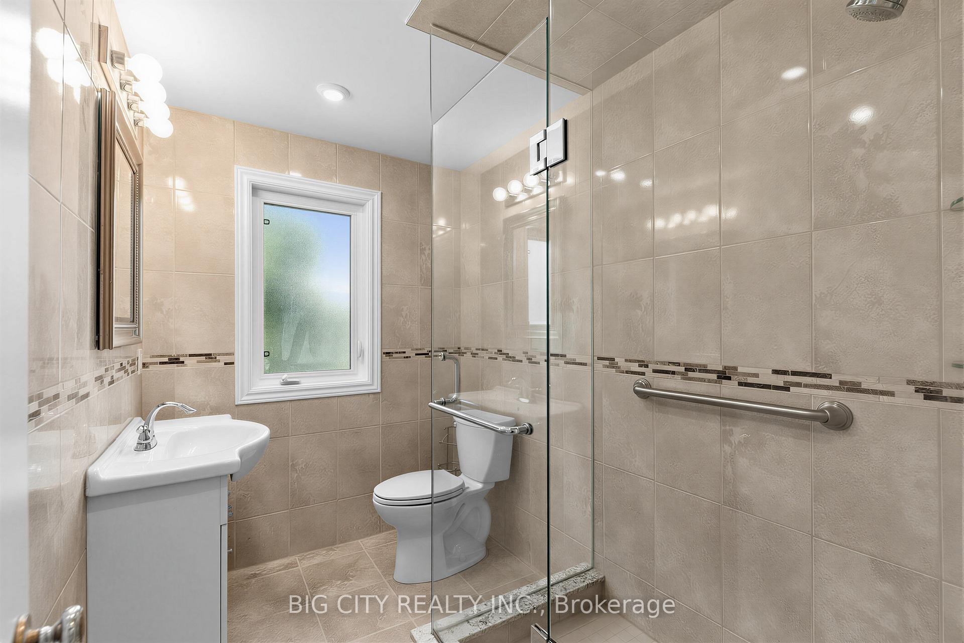 Photo 9 of 30 Lozoway Drive