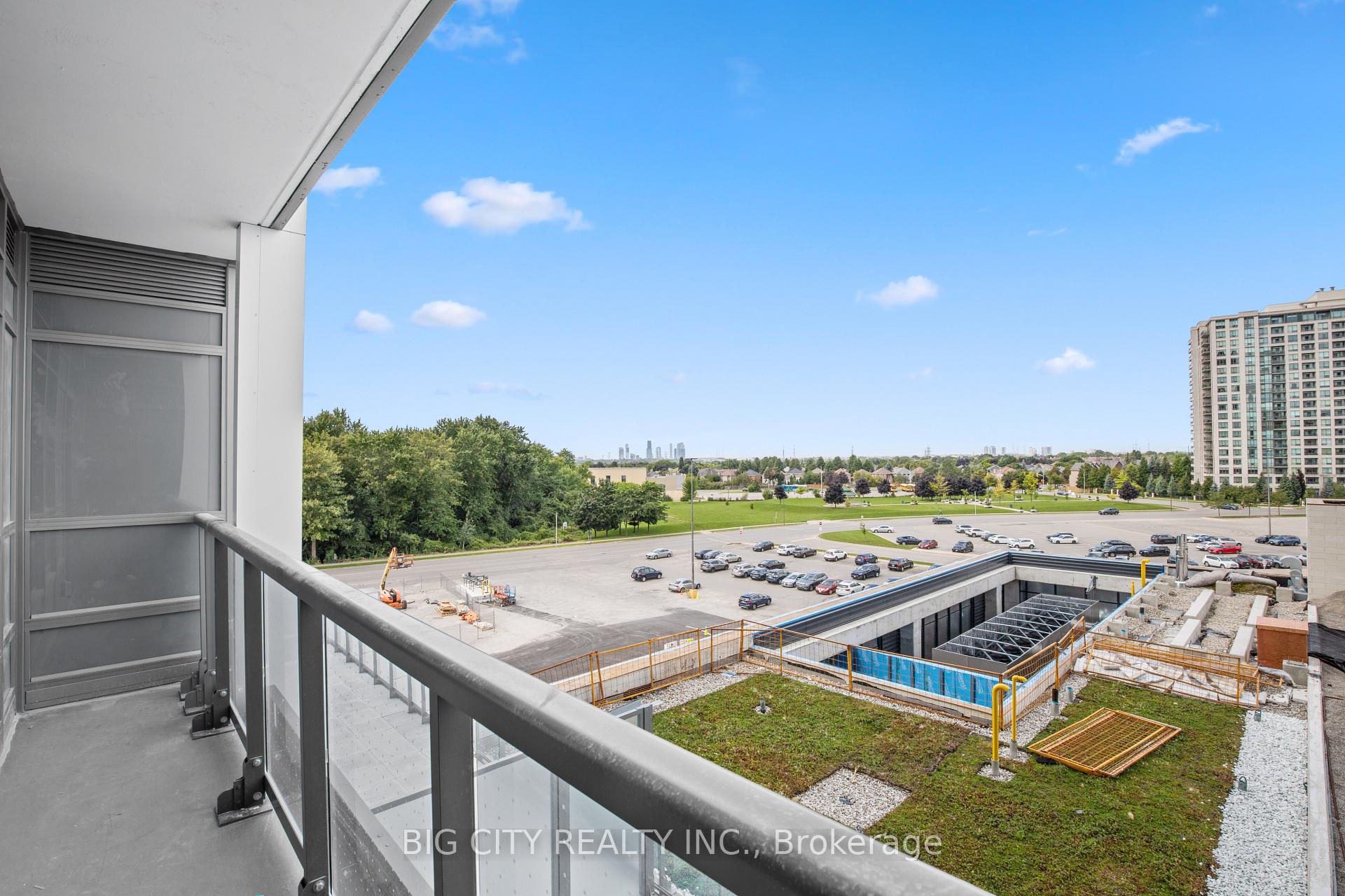 Photo 15 of 30 Upper Mall Way, Unit 317A
