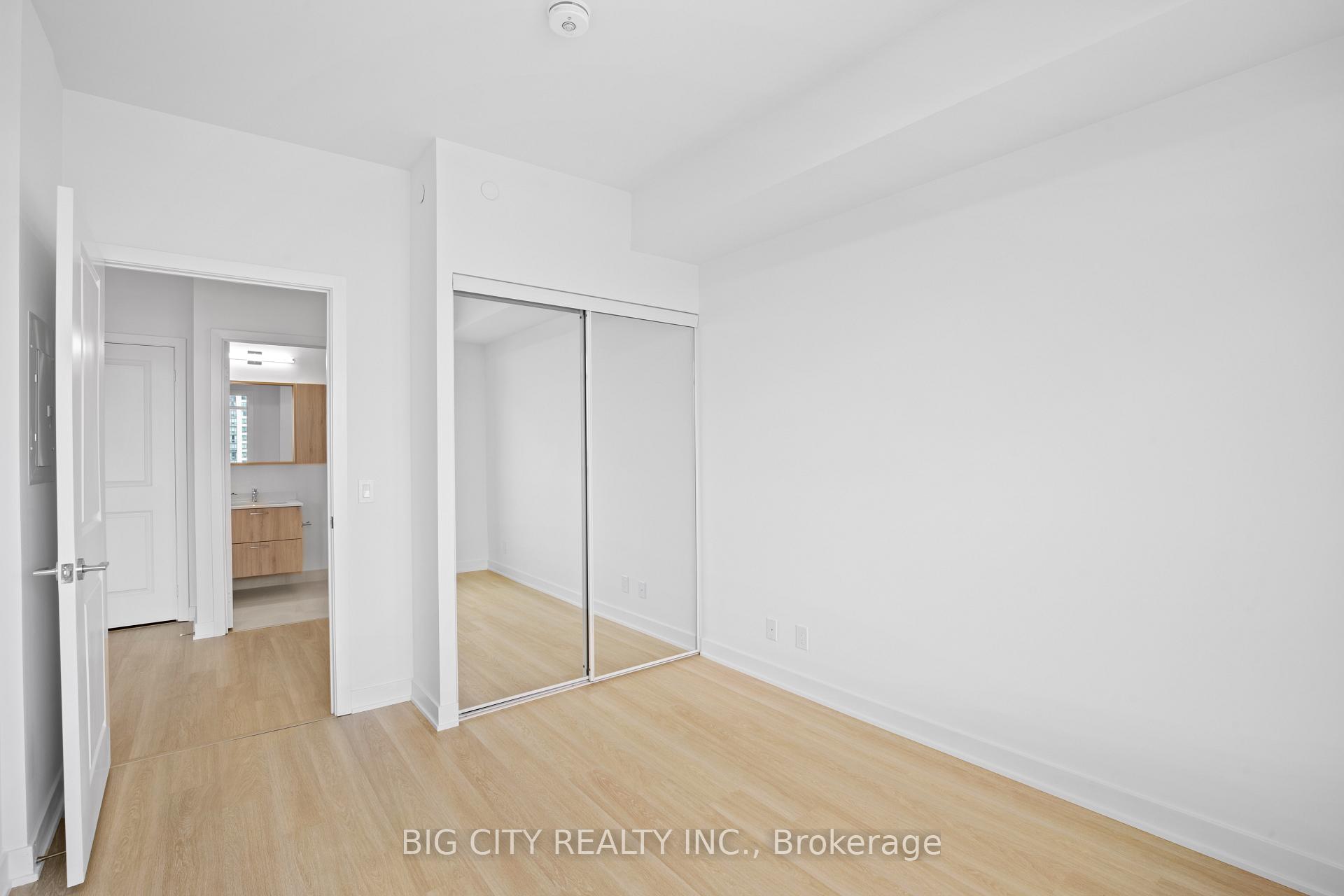 Photo 22 of 30 Upper Mall Way, Unit 317A