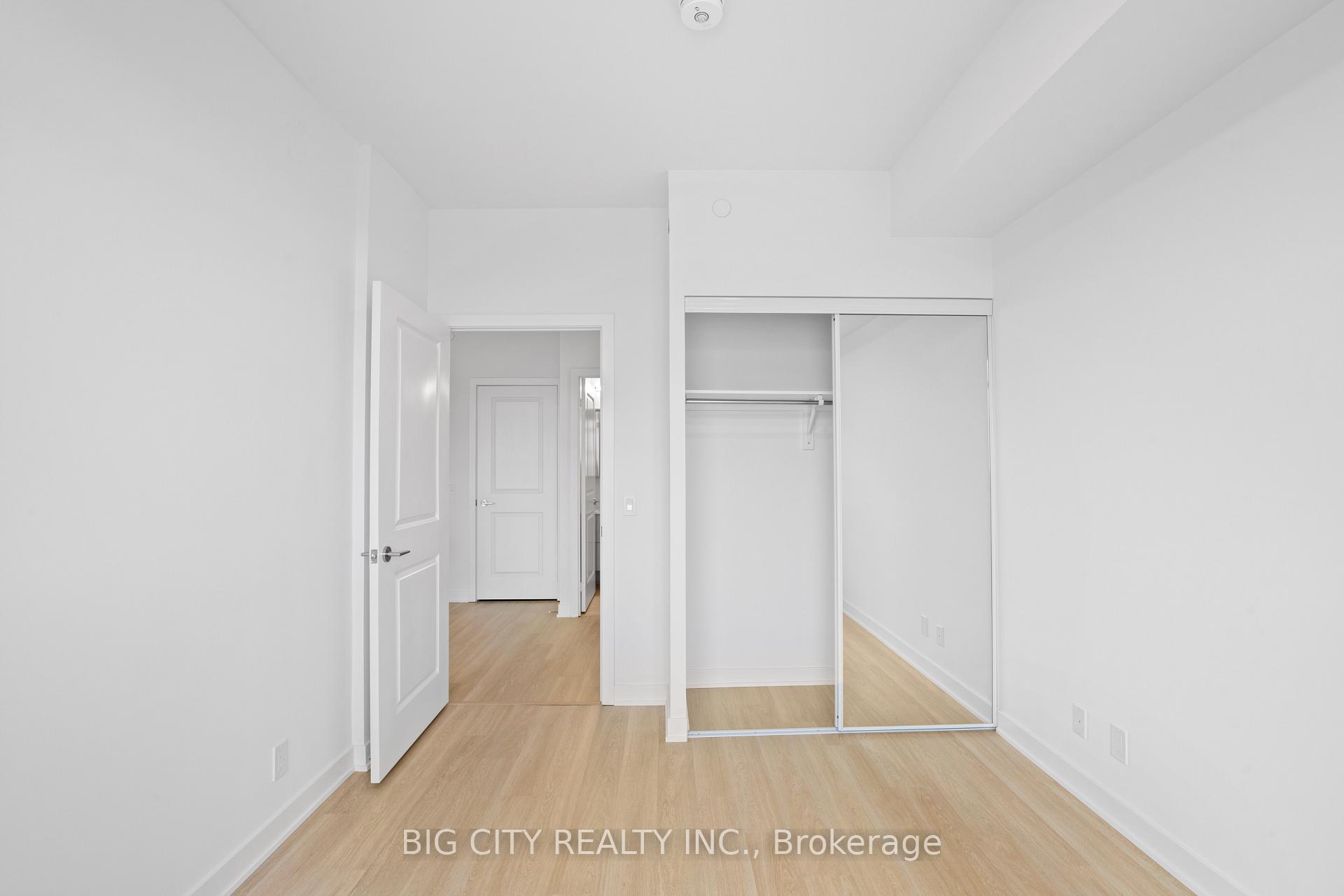 Photo 23 of 30 Upper Mall Way, Unit 317A