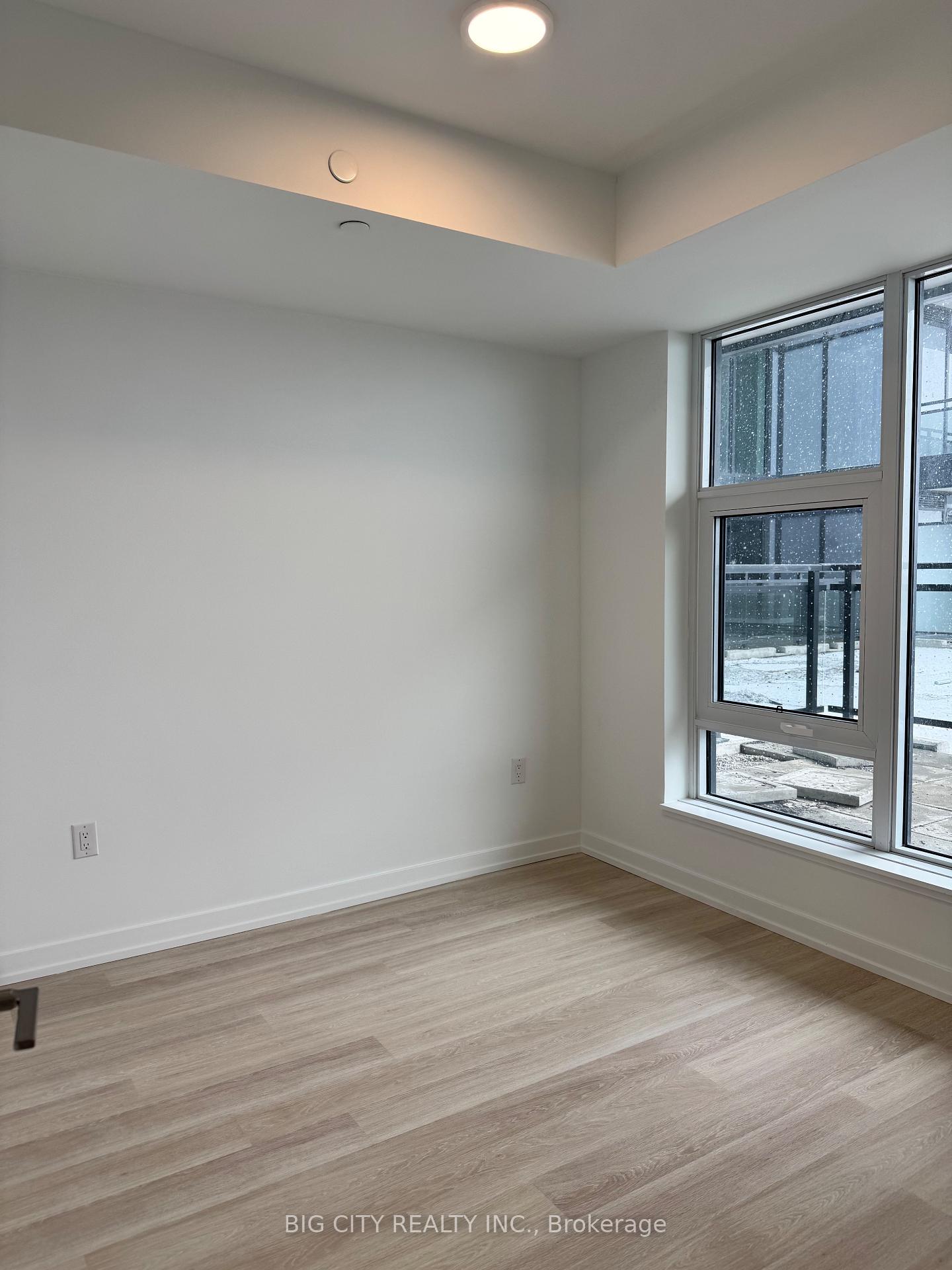 Photo 7 of 9763 Markham Rd, Unit 207