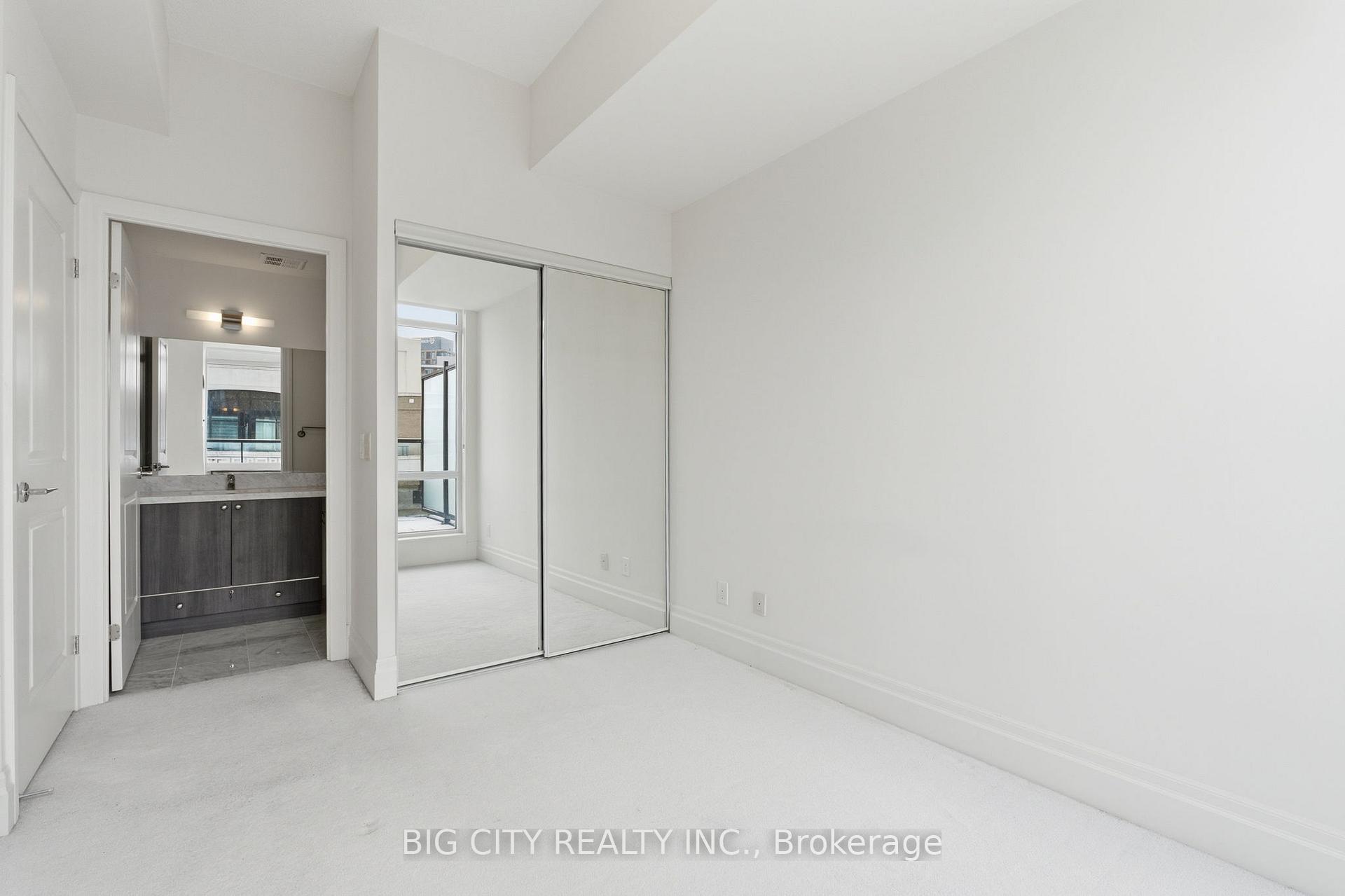 Photo 27 of 131 Upper Duke Cres, Unit 1005