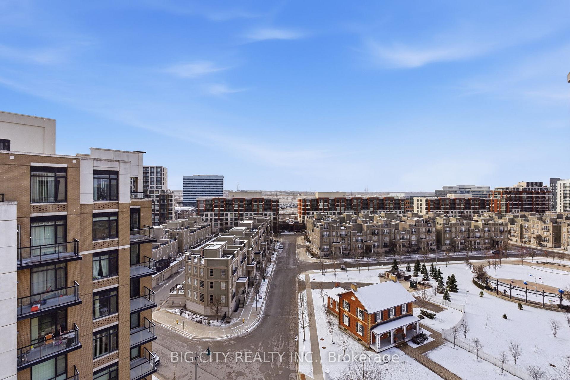 Photo 36 of 131 Upper Duke Cres, Unit 1005
