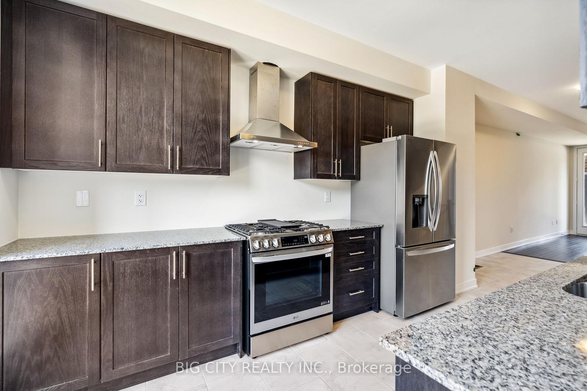 Photo 6 of 101 Stauffer Crescent