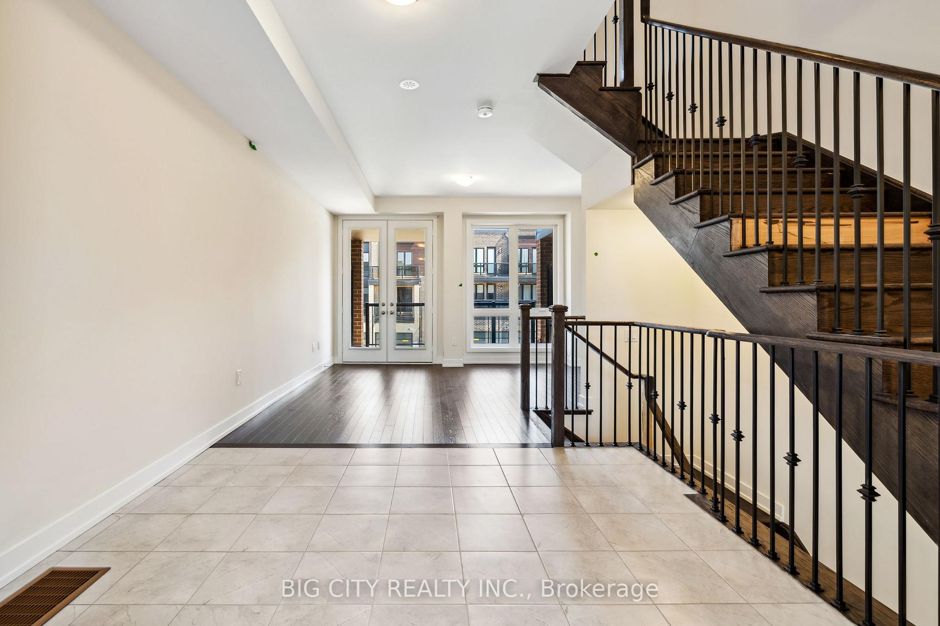 Photo 7 of 101 Stauffer Crescent