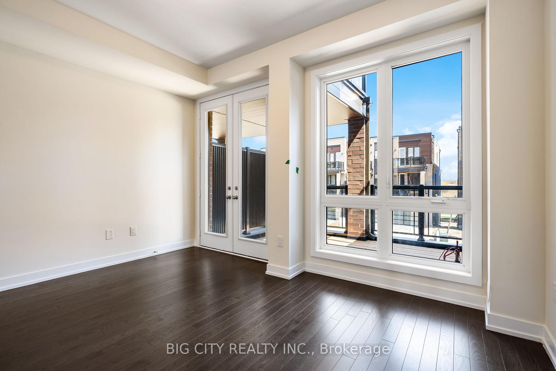 Photo 8 of 101 Stauffer Crescent
