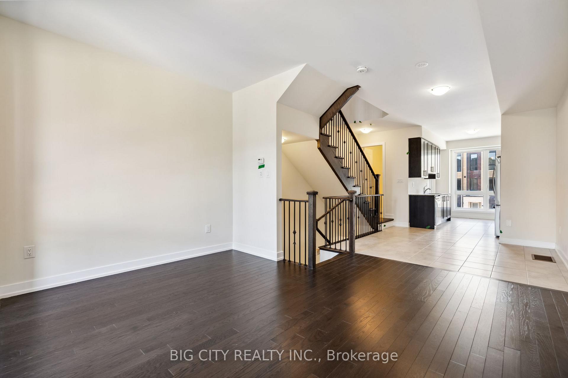 Photo 9 of 101 Stauffer Crescent