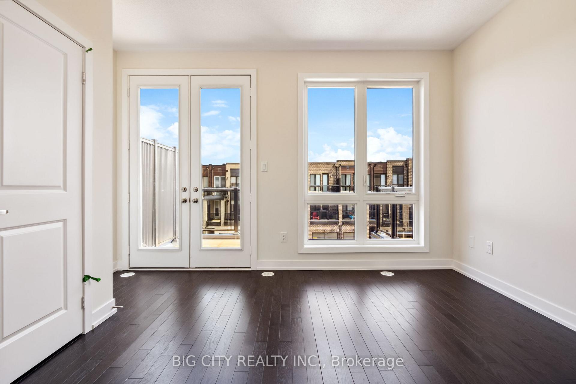 Photo 11 of 101 Stauffer Crescent