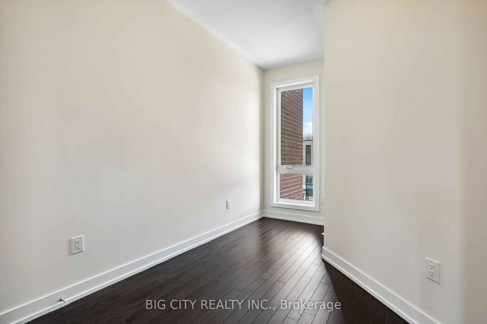 Photo 14 of 101 Stauffer Crescent