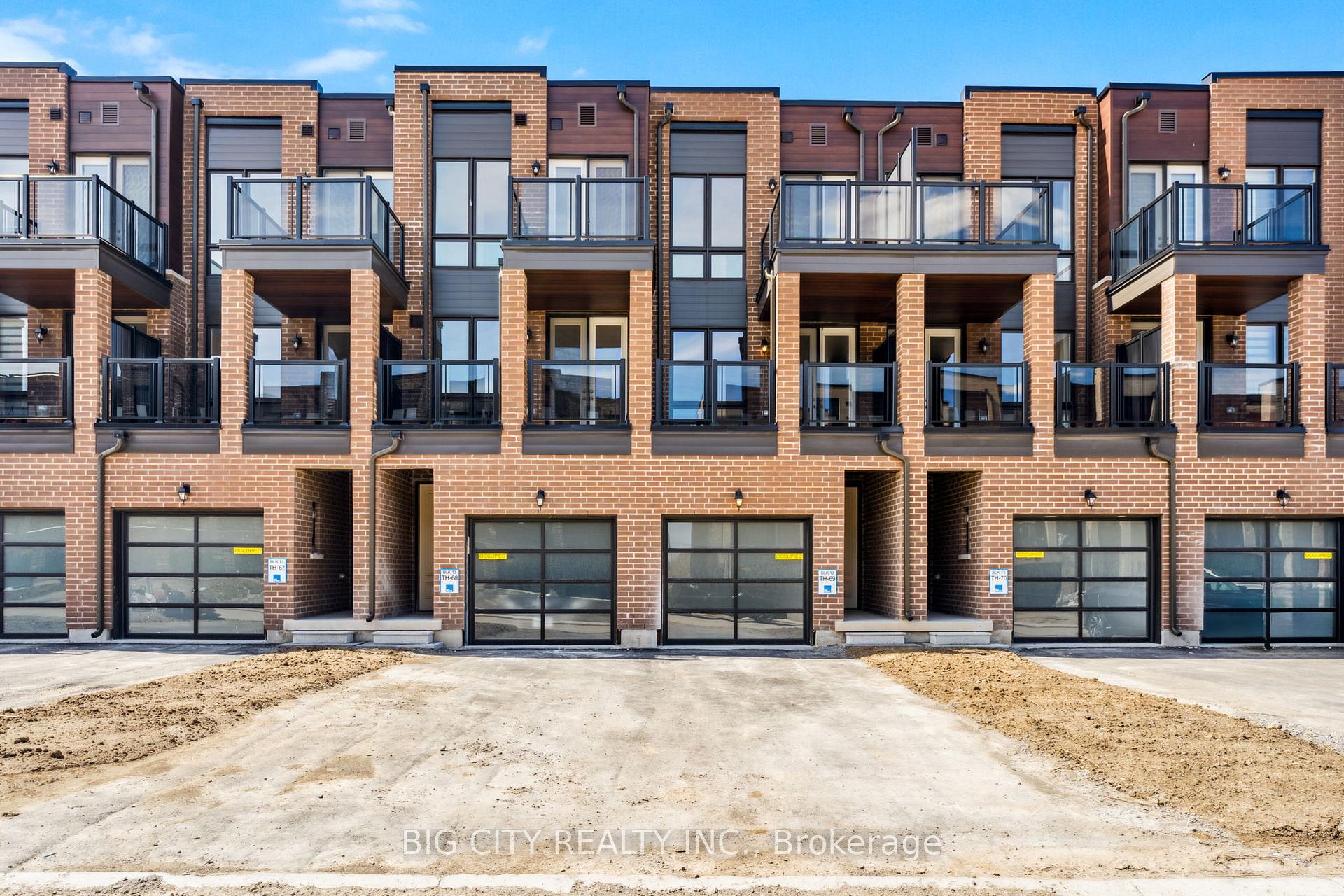 Photo 21 of 101 Stauffer Crescent