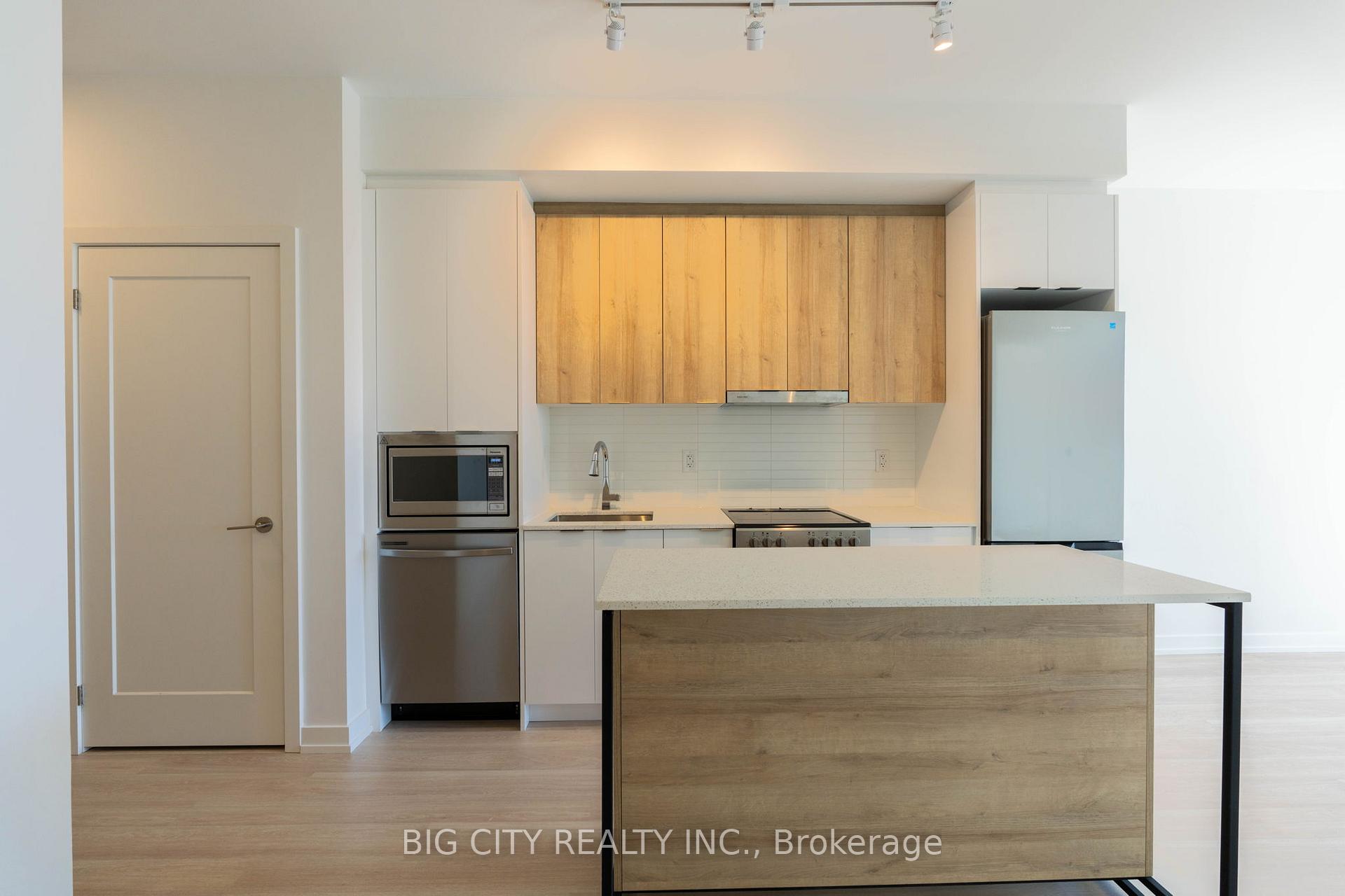 Photo 1 of 9763 Markham Road, Unit 1812