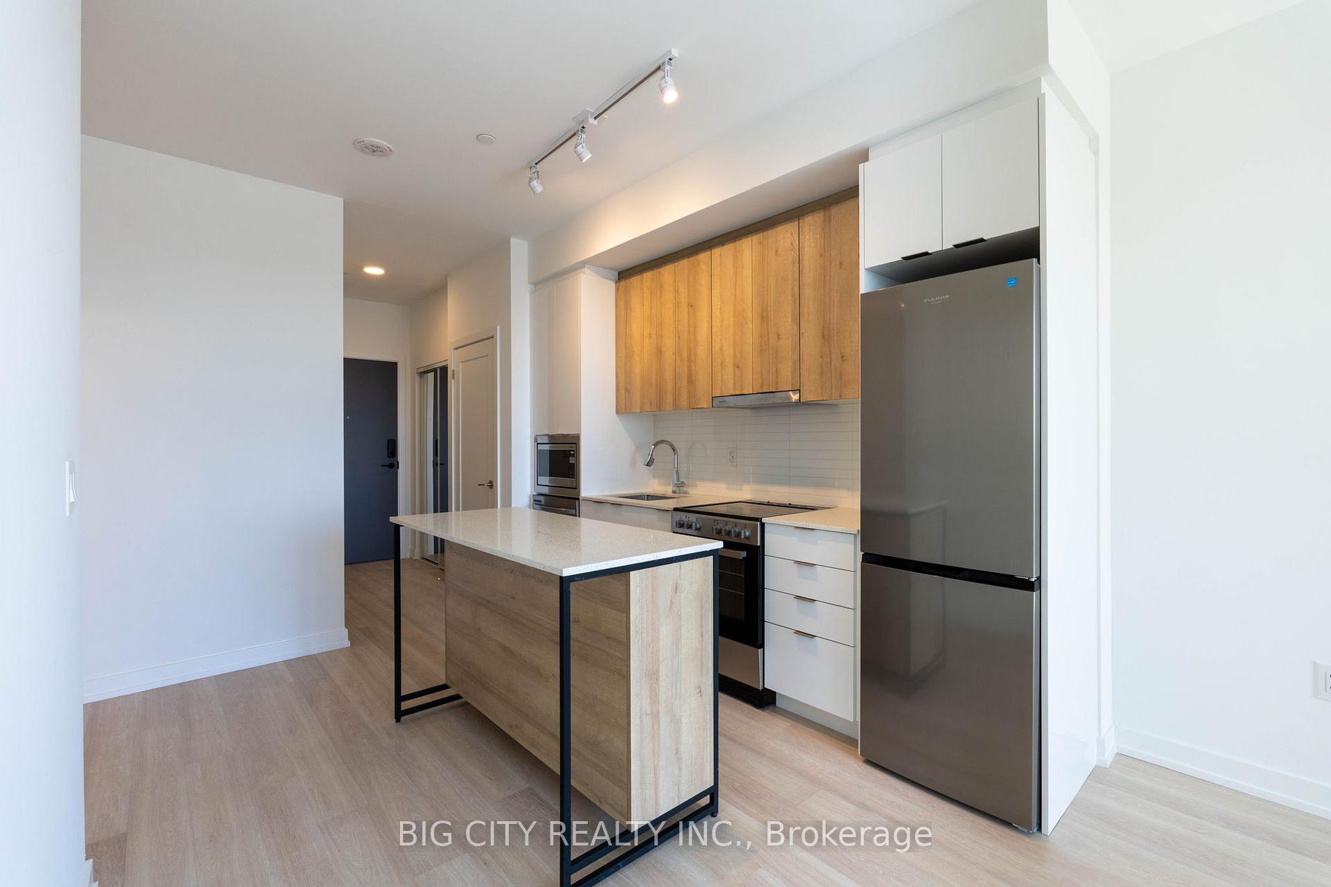 Photo 3 of 9763 Markham Road, Unit 1812