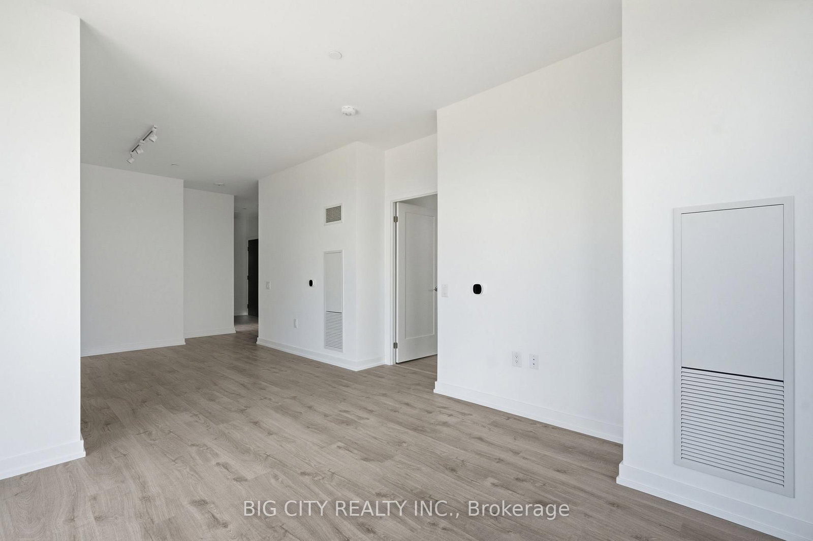 Photo 9 of 9751 Markham Road, Unit 2403