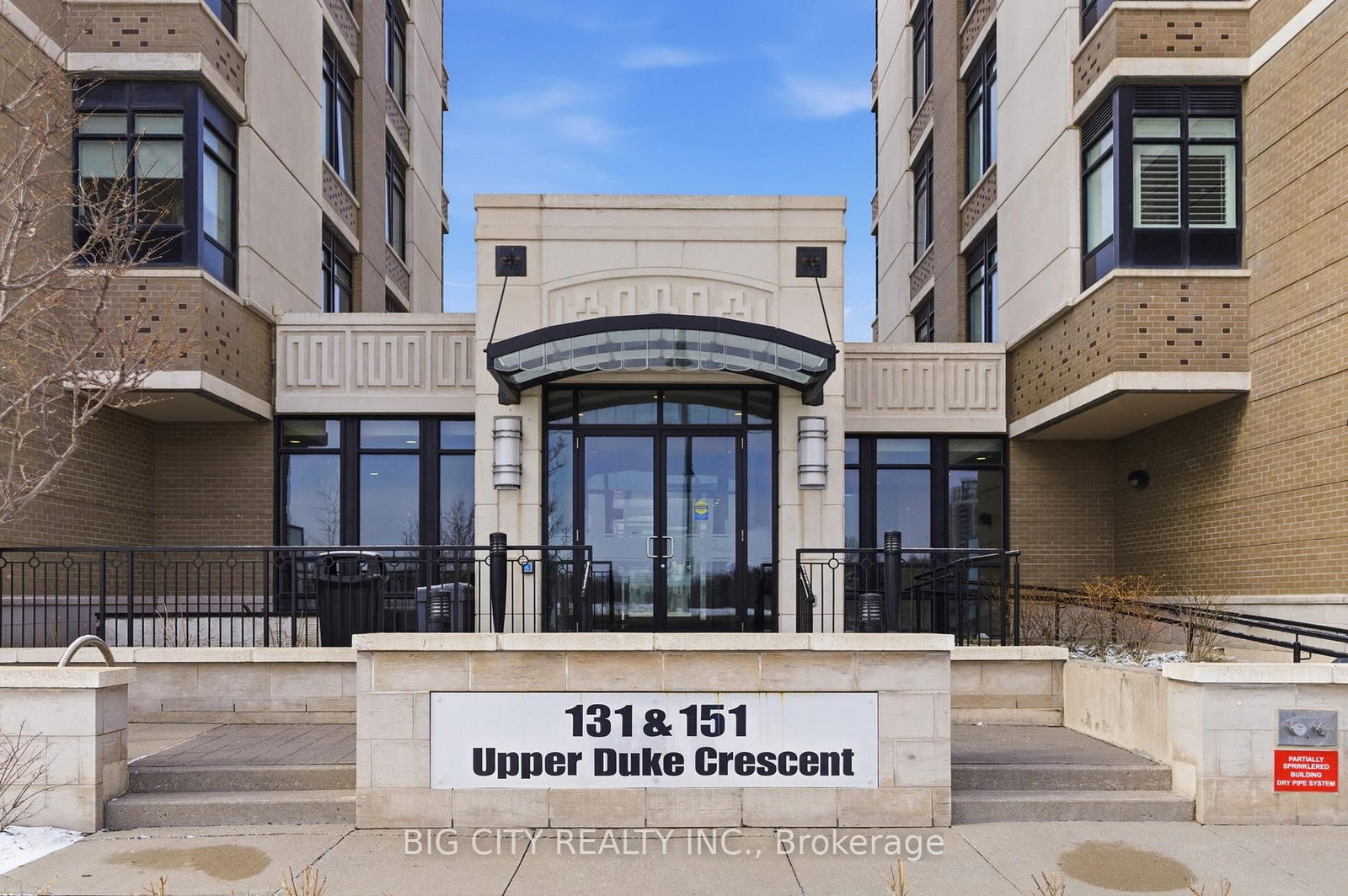 Photo 7 of 131 Upper Duke Crescent, Unit 1005