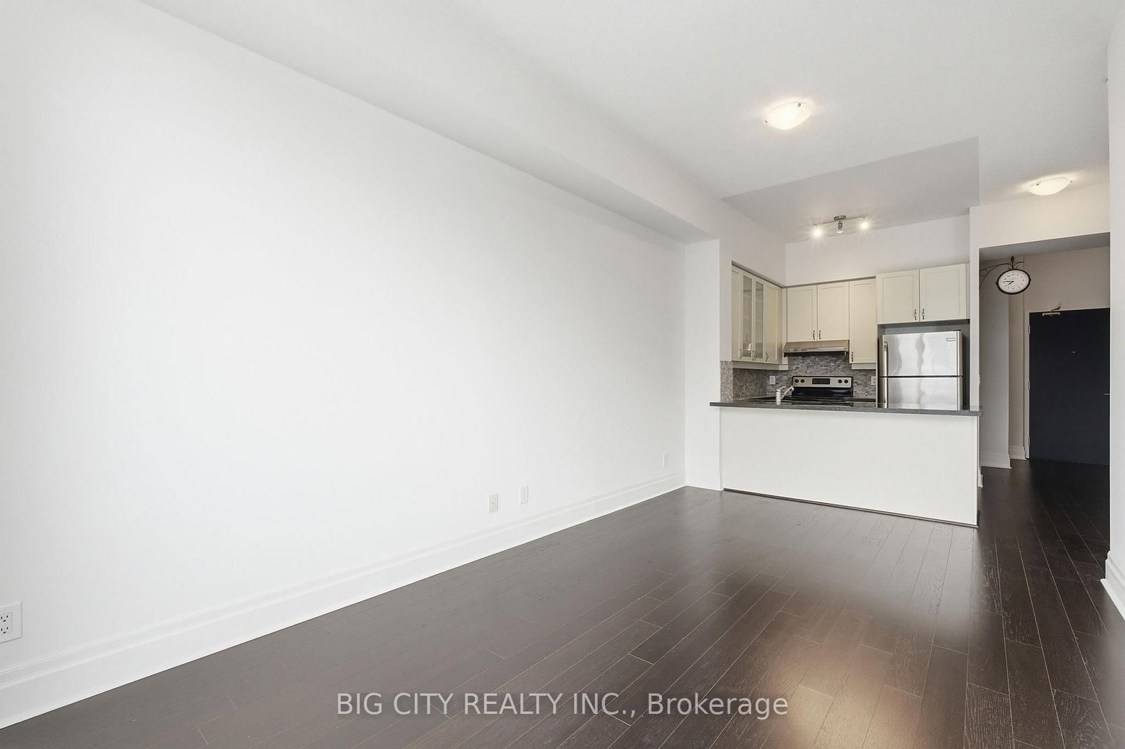 Photo 20 of 131 Upper Duke Crescent, Unit 1005