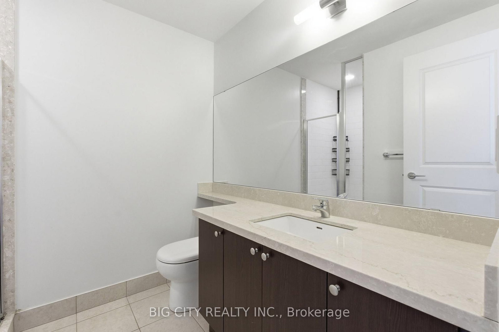 Photo 25 of 131 Upper Duke Crescent, Unit 1005