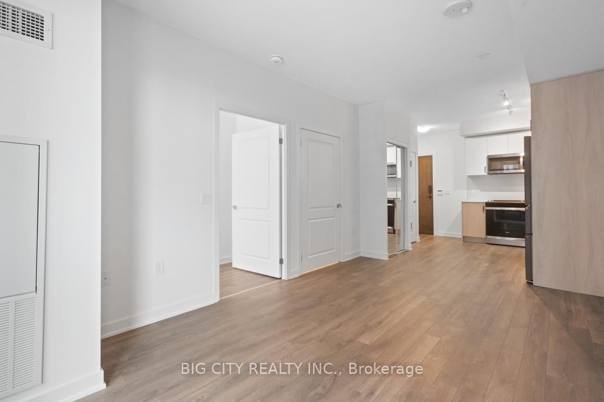 Photo 7 of 100 Eagle Rock Way, Unit 210