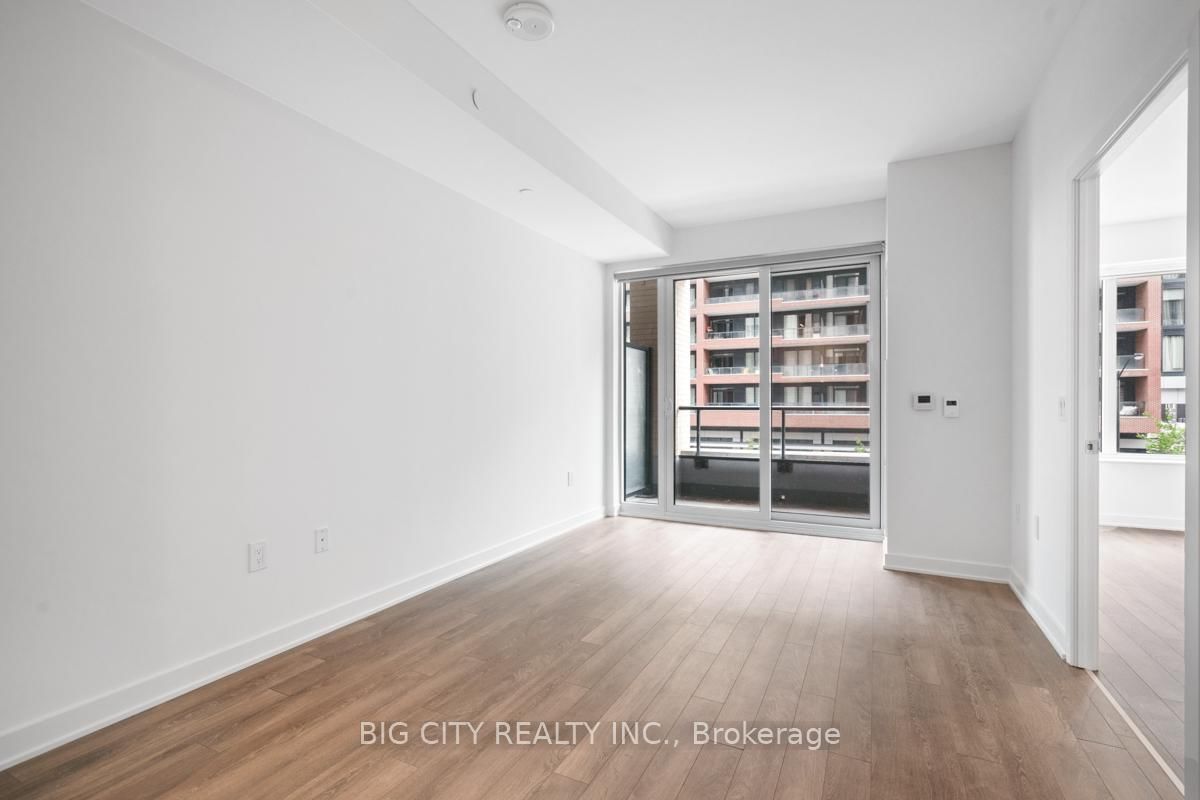 Photo 11 of 100 Eagle Rock Way, Unit 210