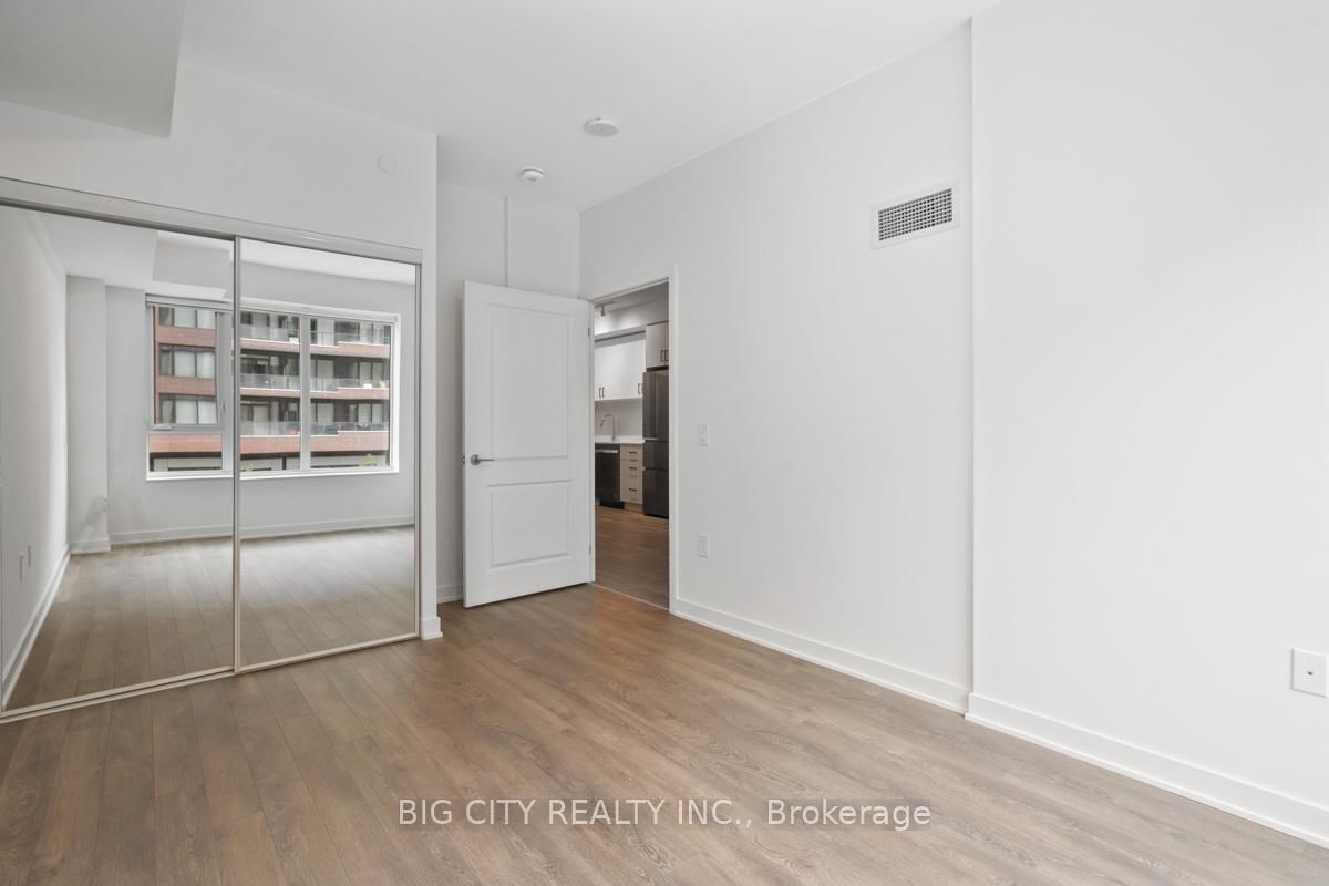 Photo 12 of 100 Eagle Rock Way, Unit 210