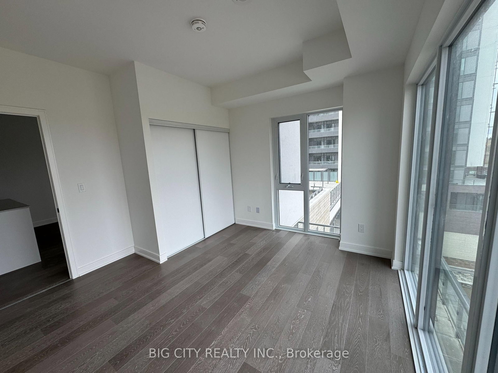 Photo 4 of 715 Davis Drive, Unit 510