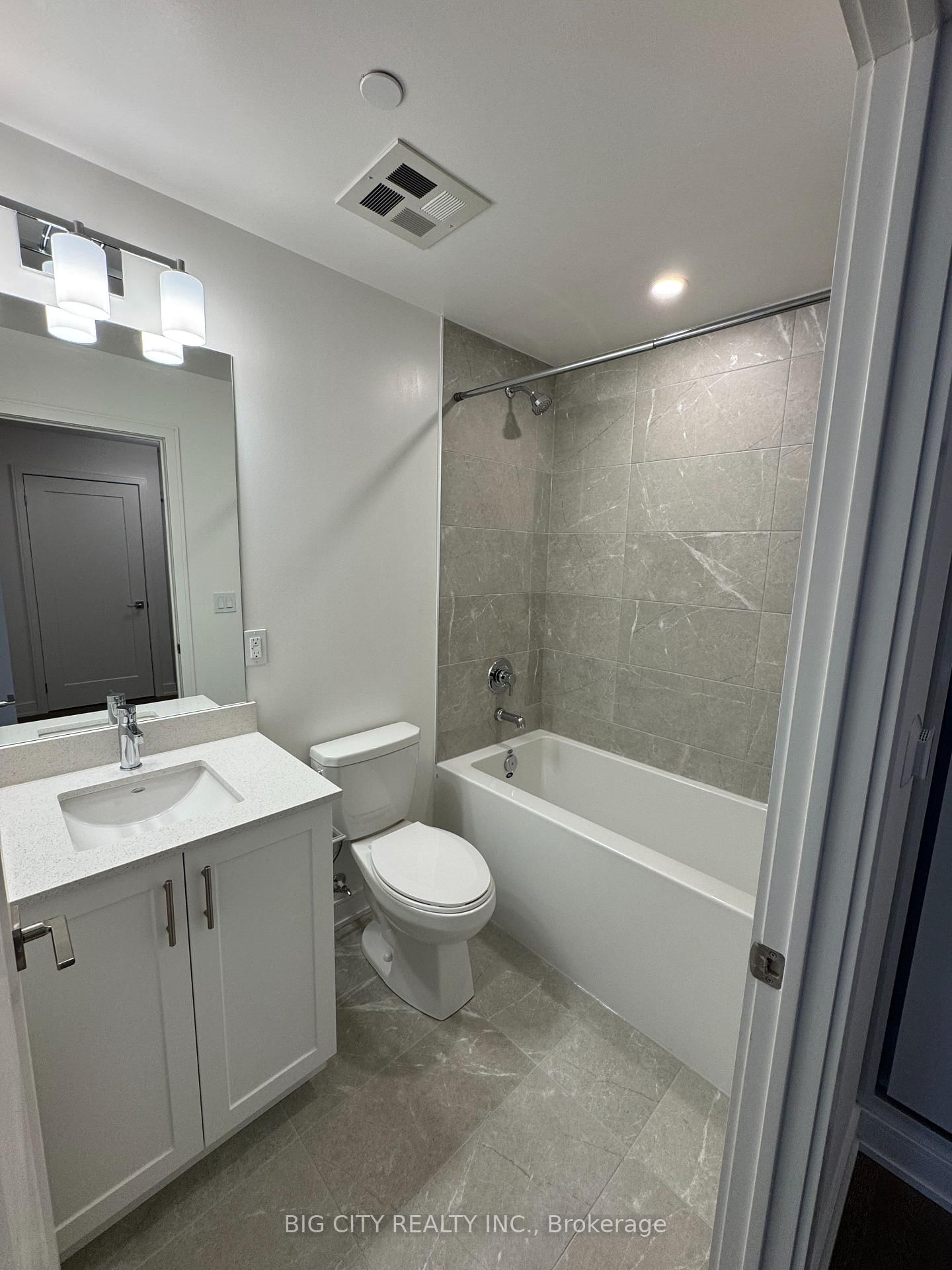 Photo 10 of 715 Davis Drive, Unit 510