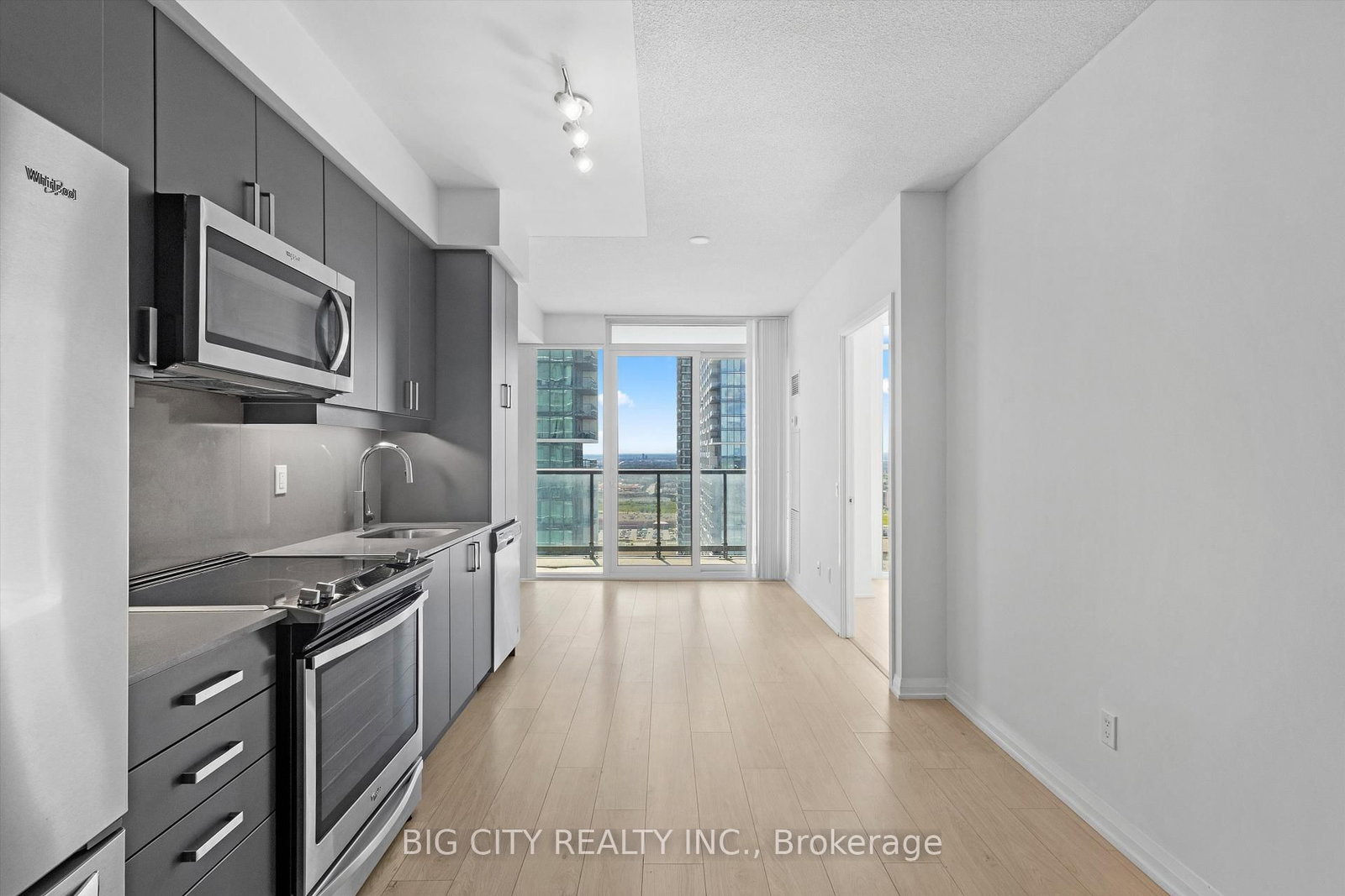 Photo 6 of 7895 Jane Street, Unit 3211