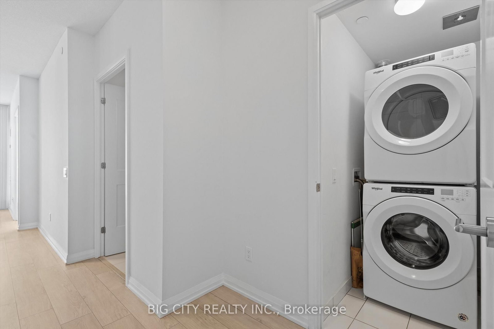 Photo 15 of 7895 Jane Street, Unit 3211